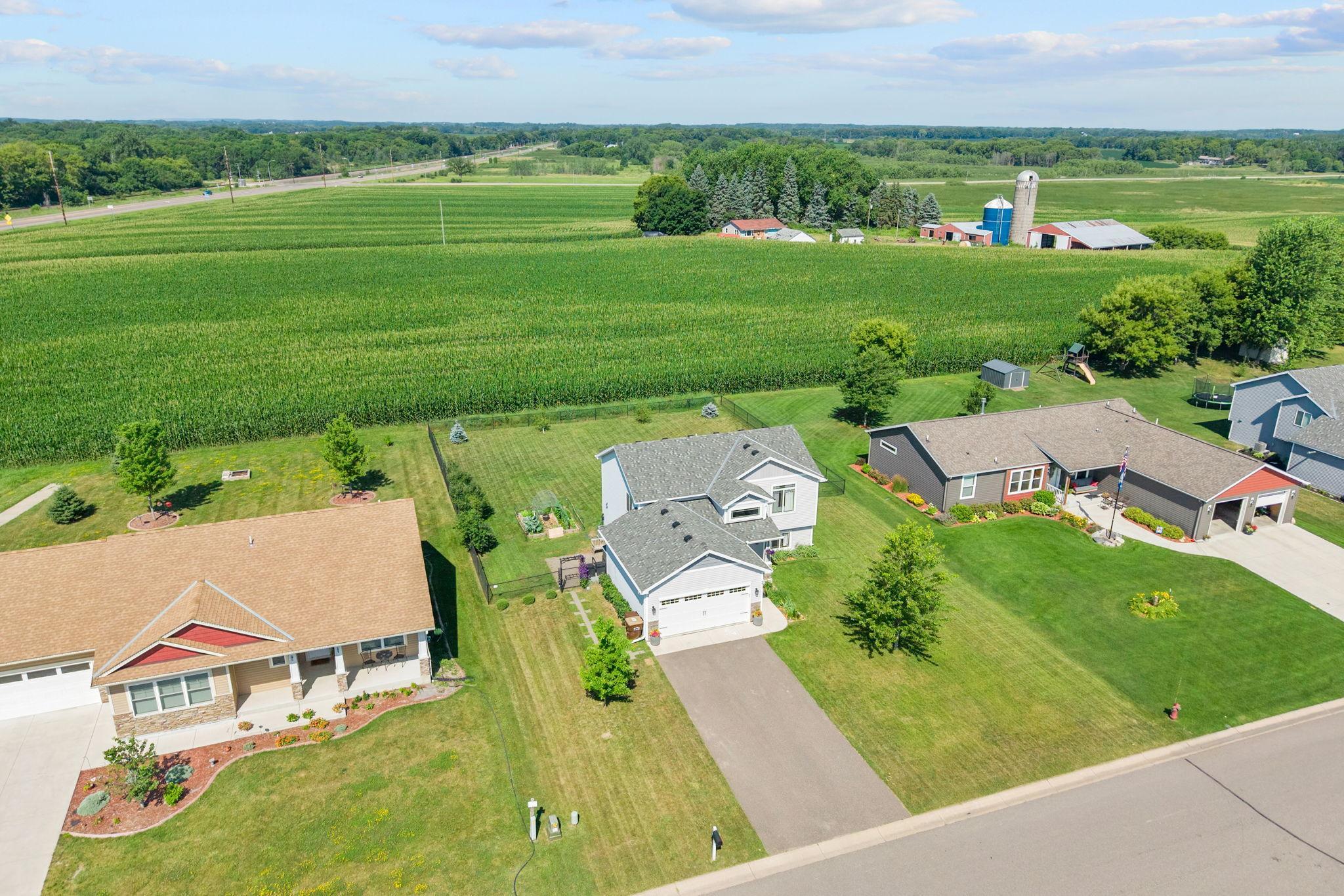 main property photo 17