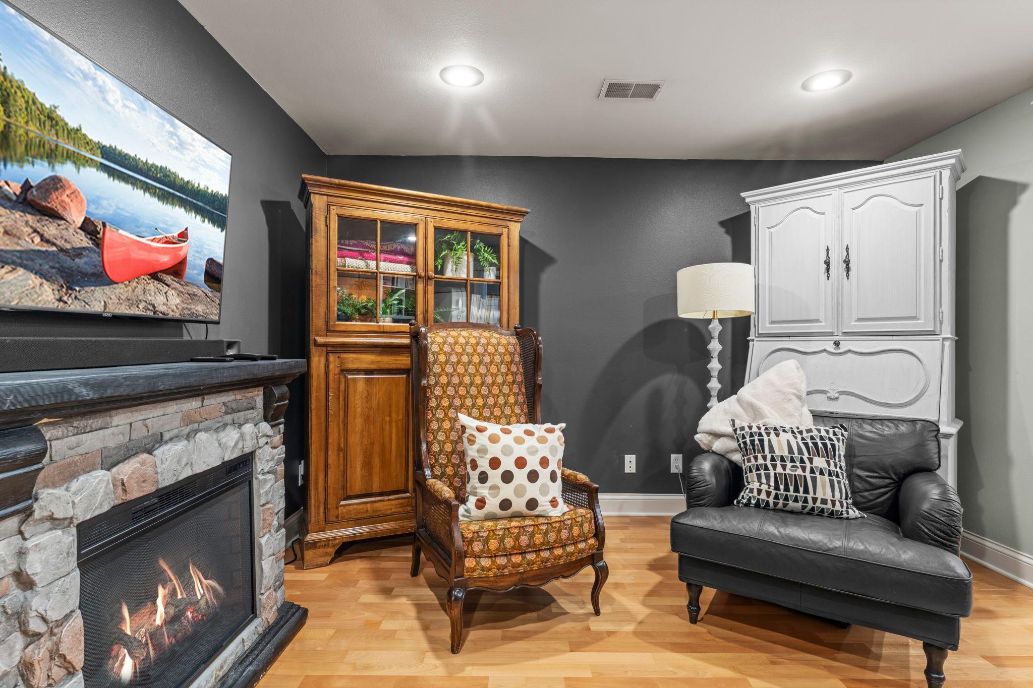 main property photo 90