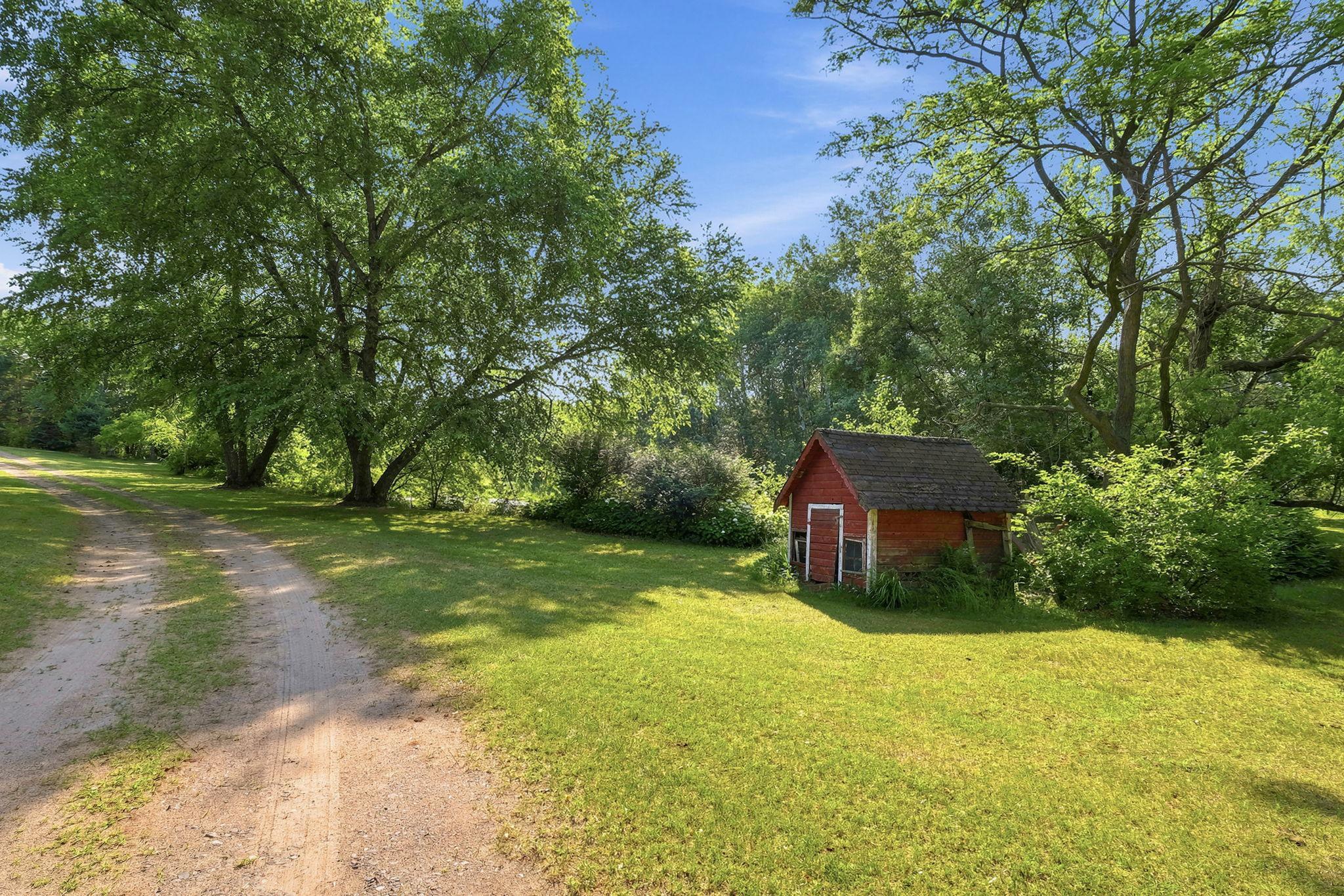 main property photo 36