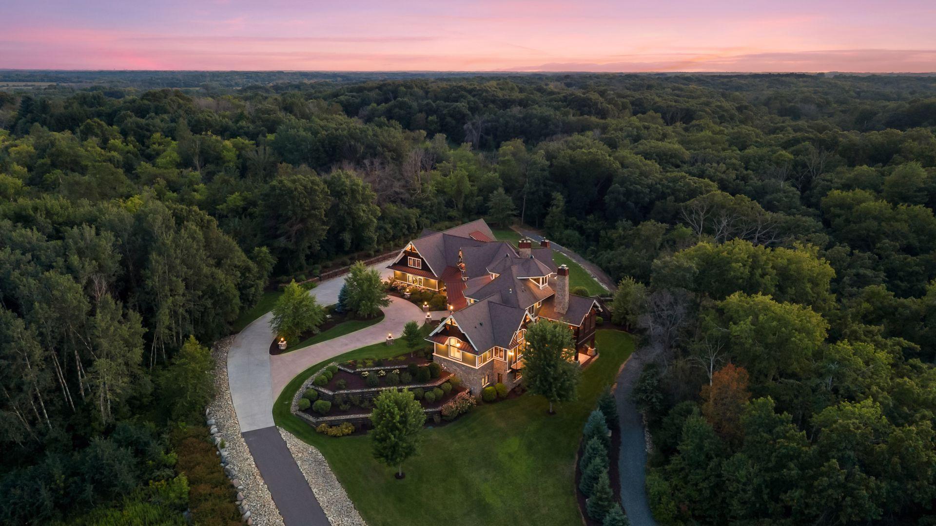 main property photo 6