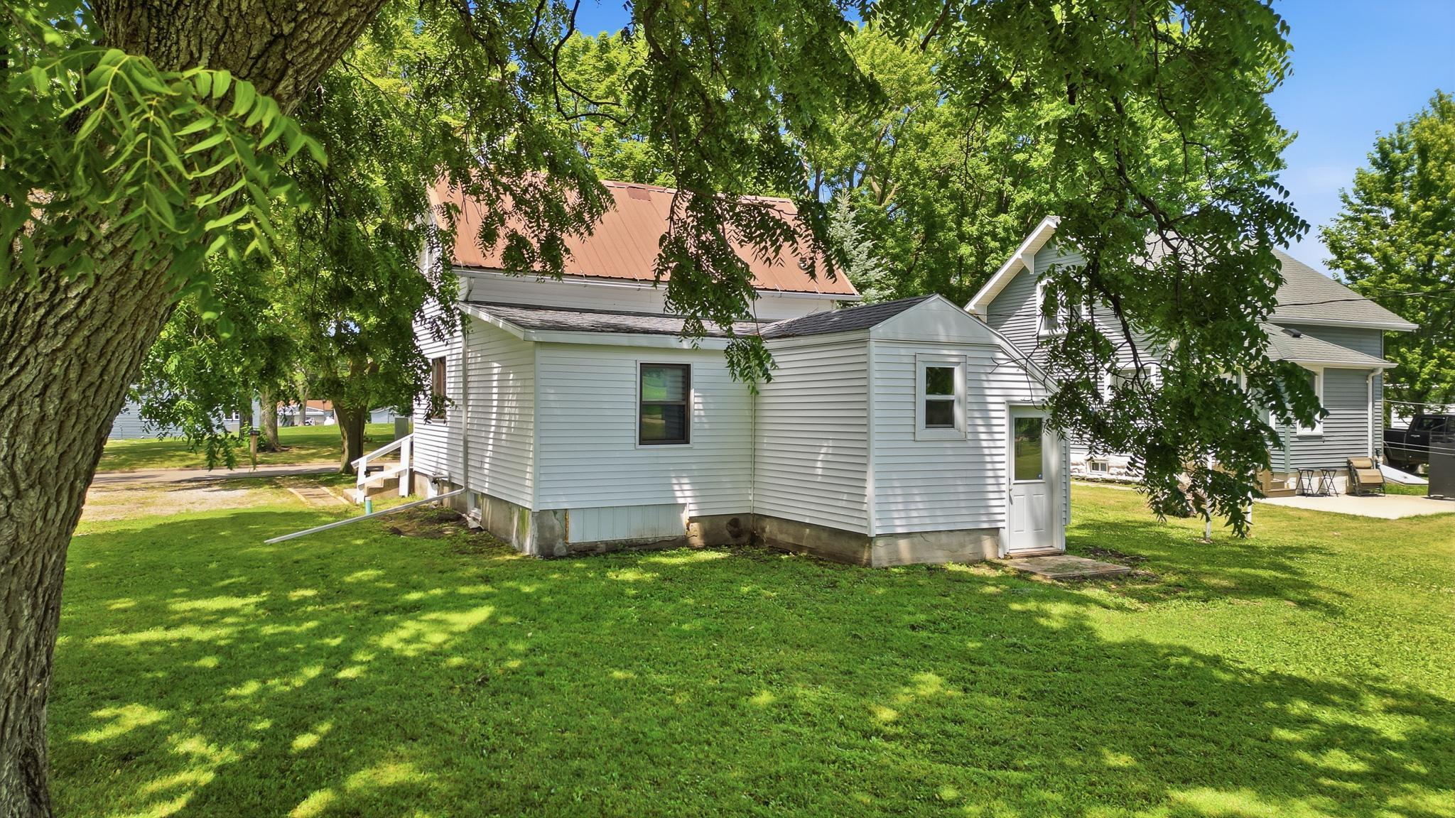 main property photo 21