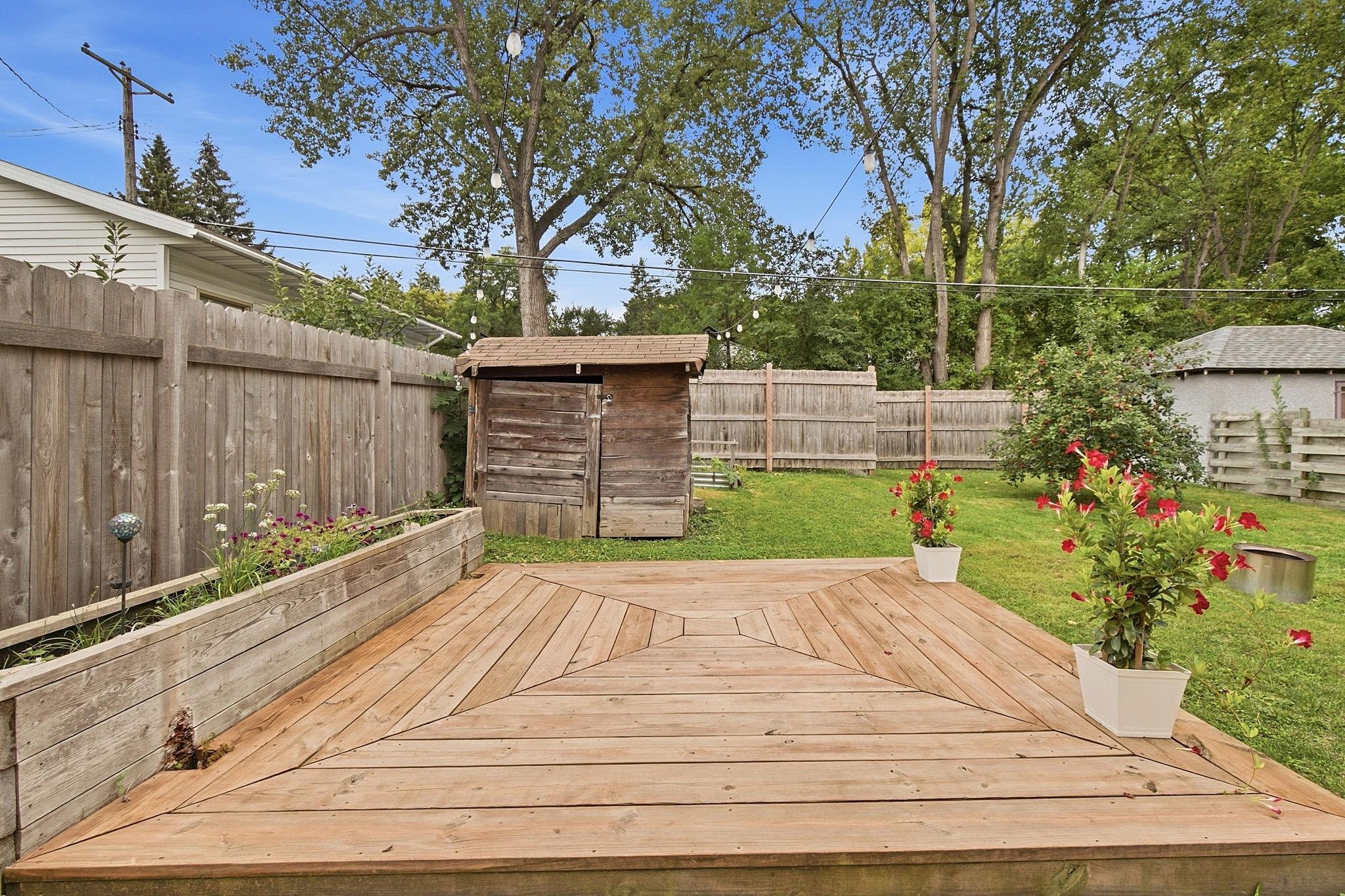 main property photo 37