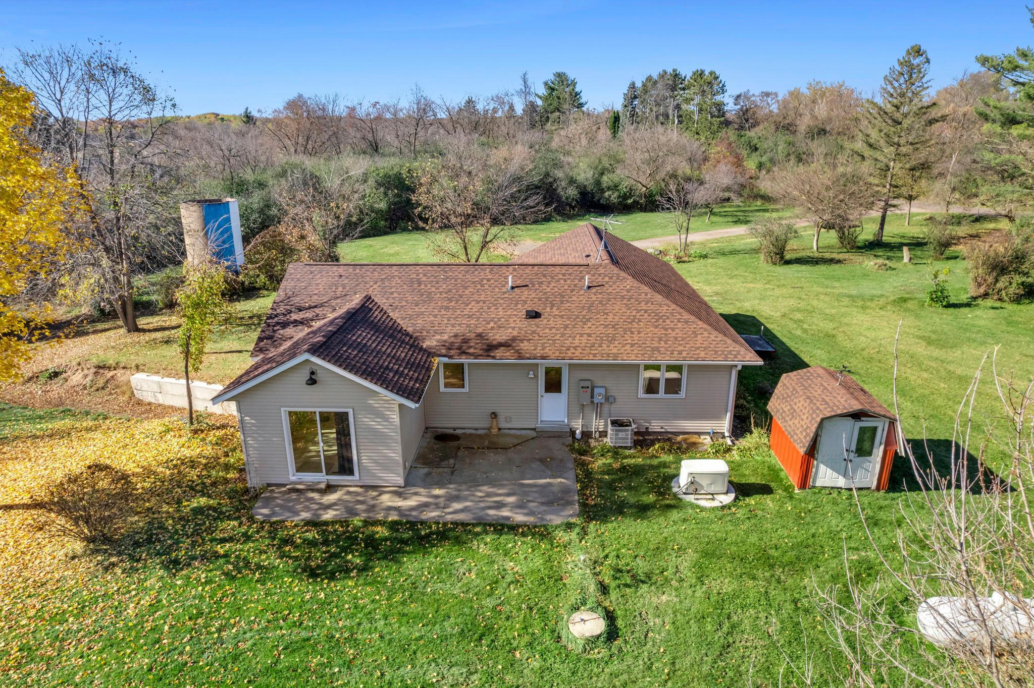 main property photo 7