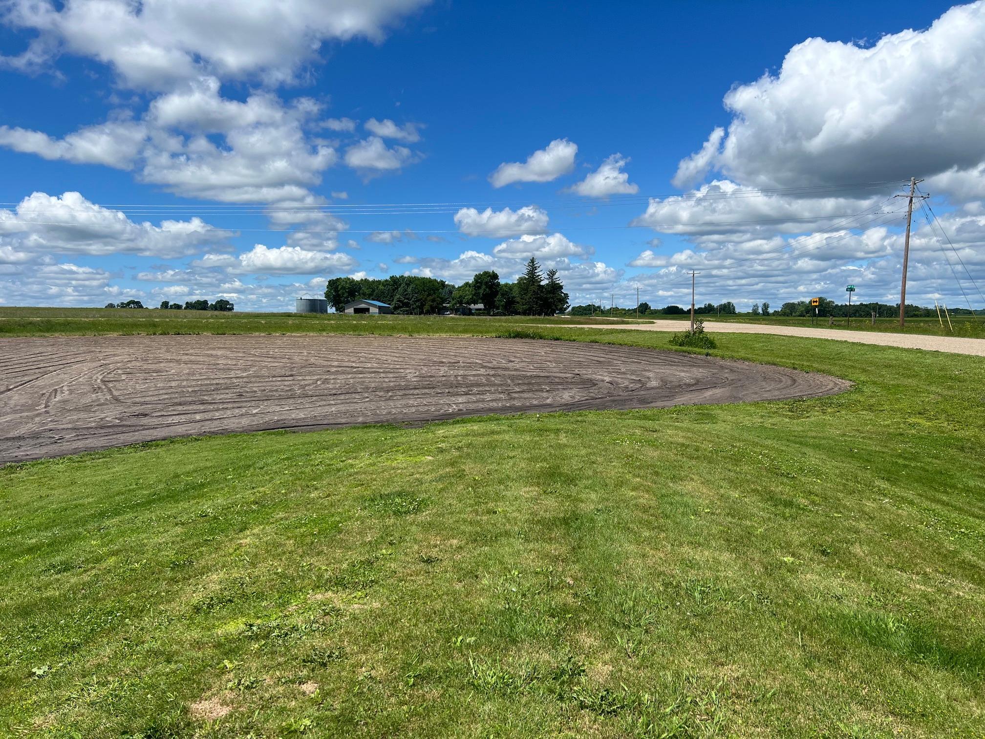 main property photo 41