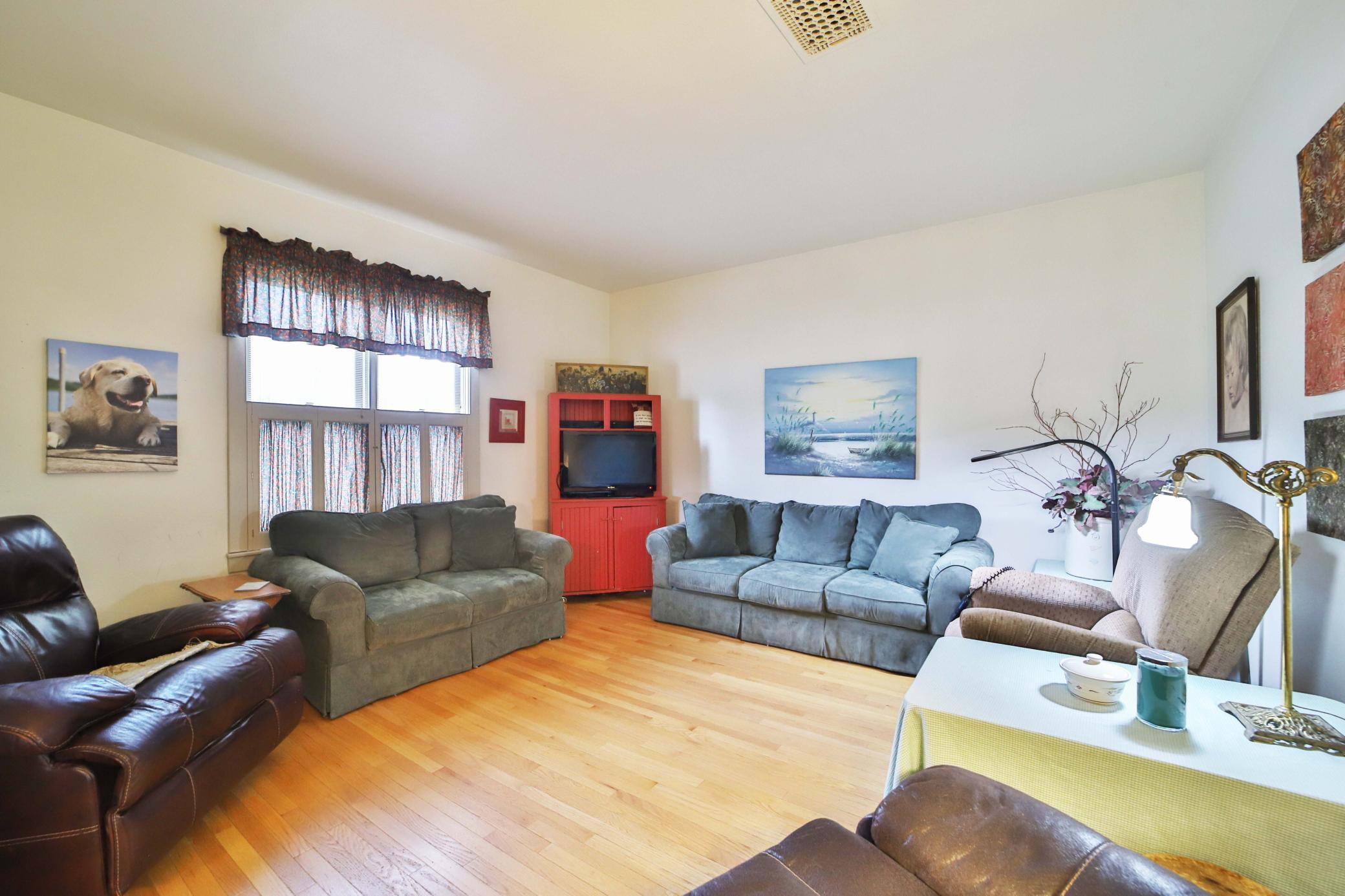 main property photo 14