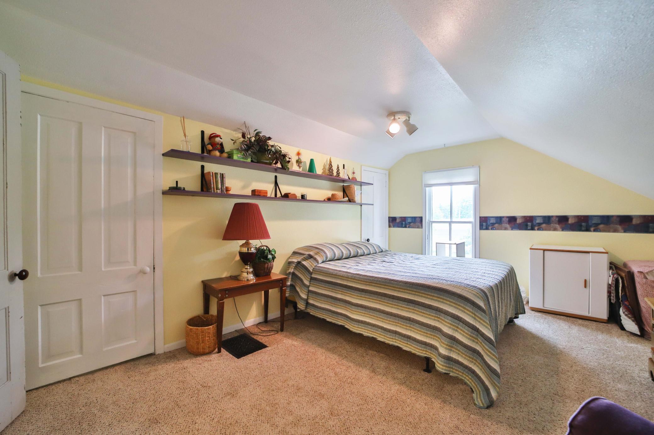 main property photo 25