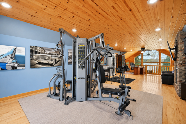main property photo 35