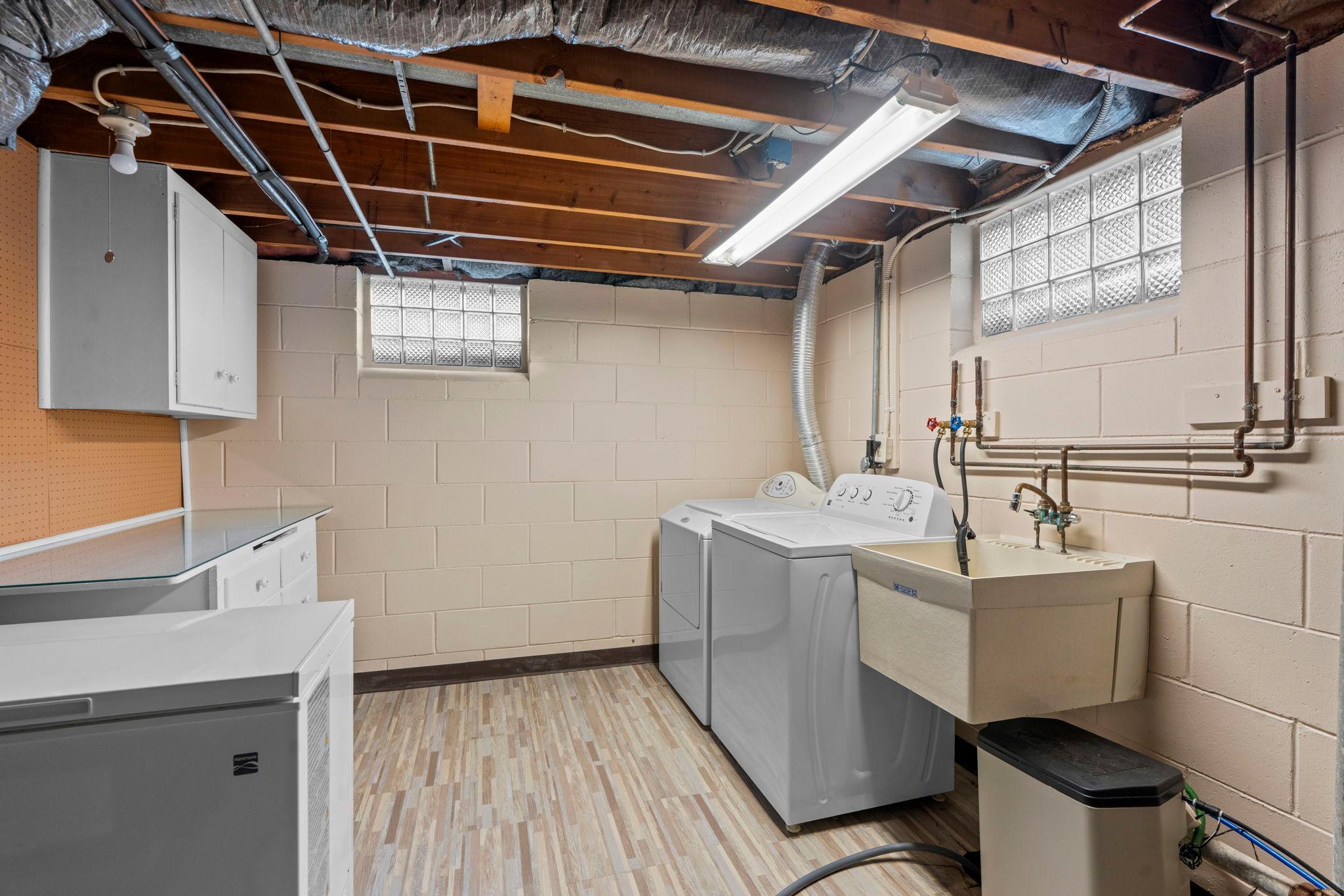 main property photo 44