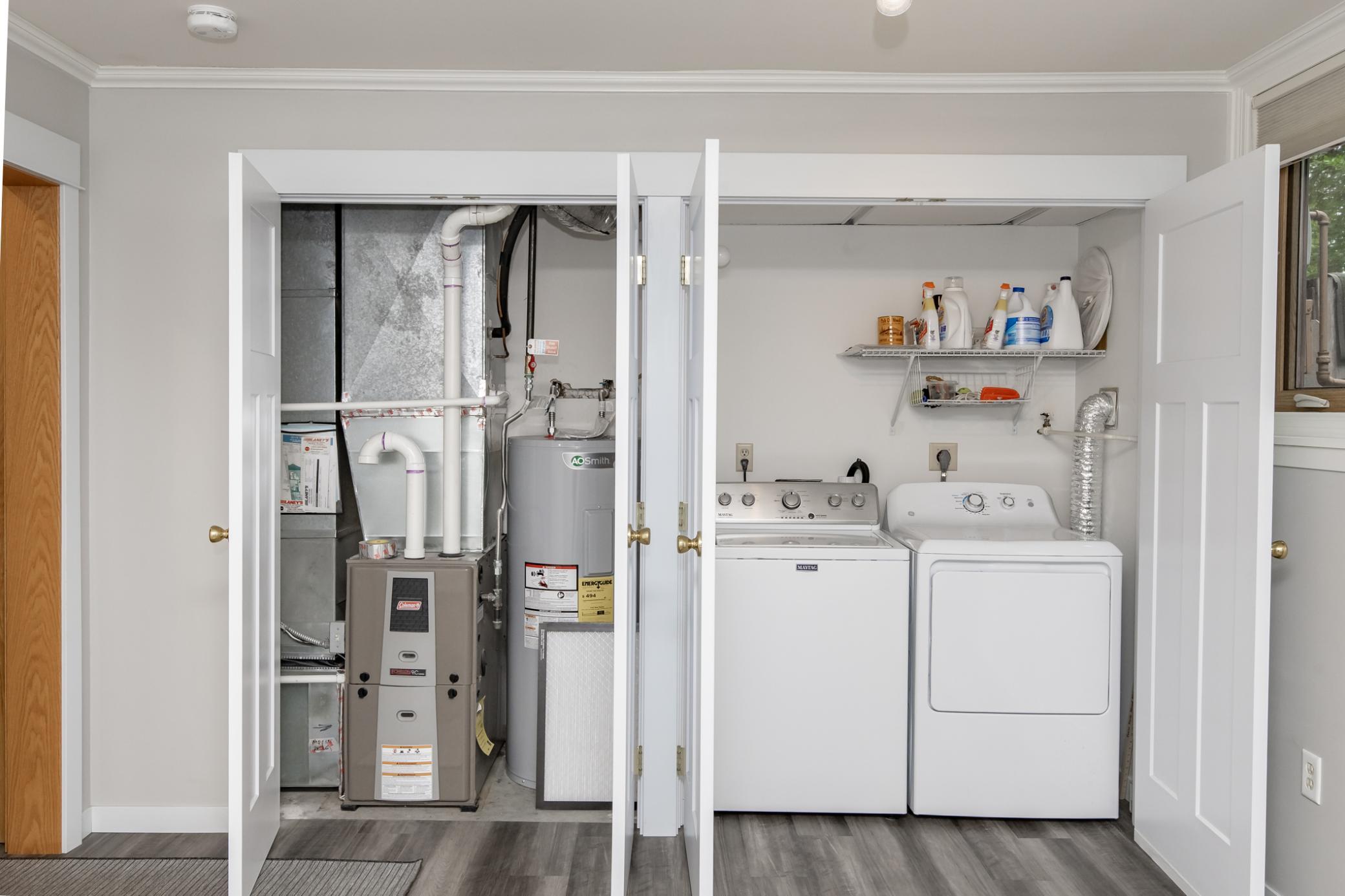 main property photo 28