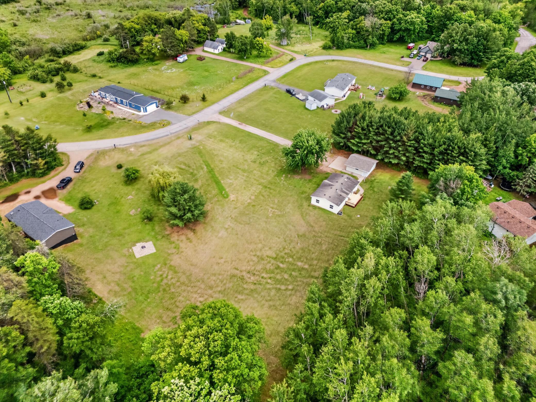 main property photo 31
