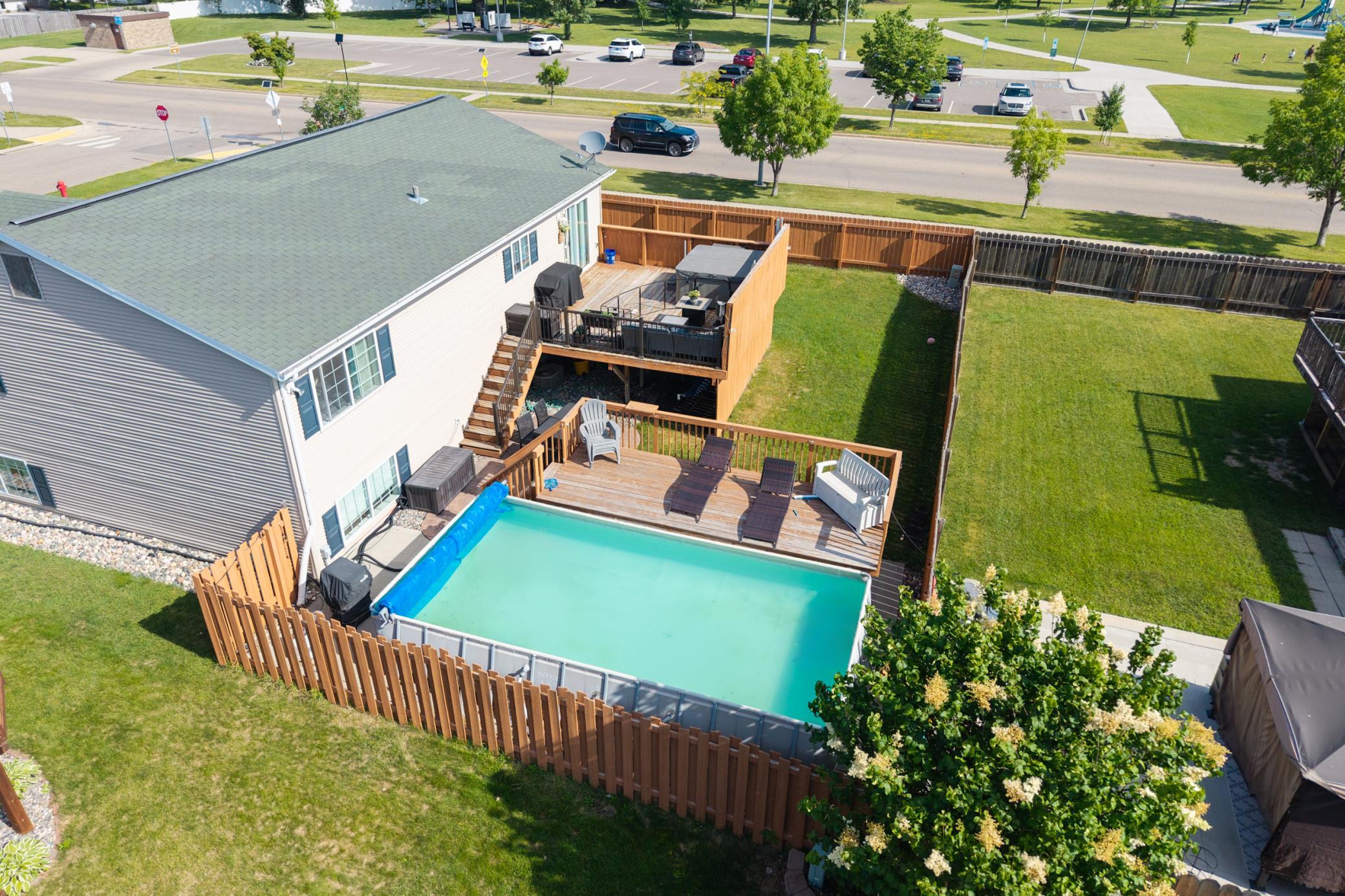 main property photo 38