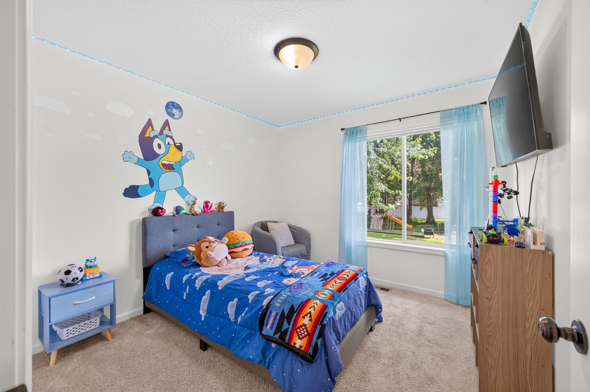 main property photo 18