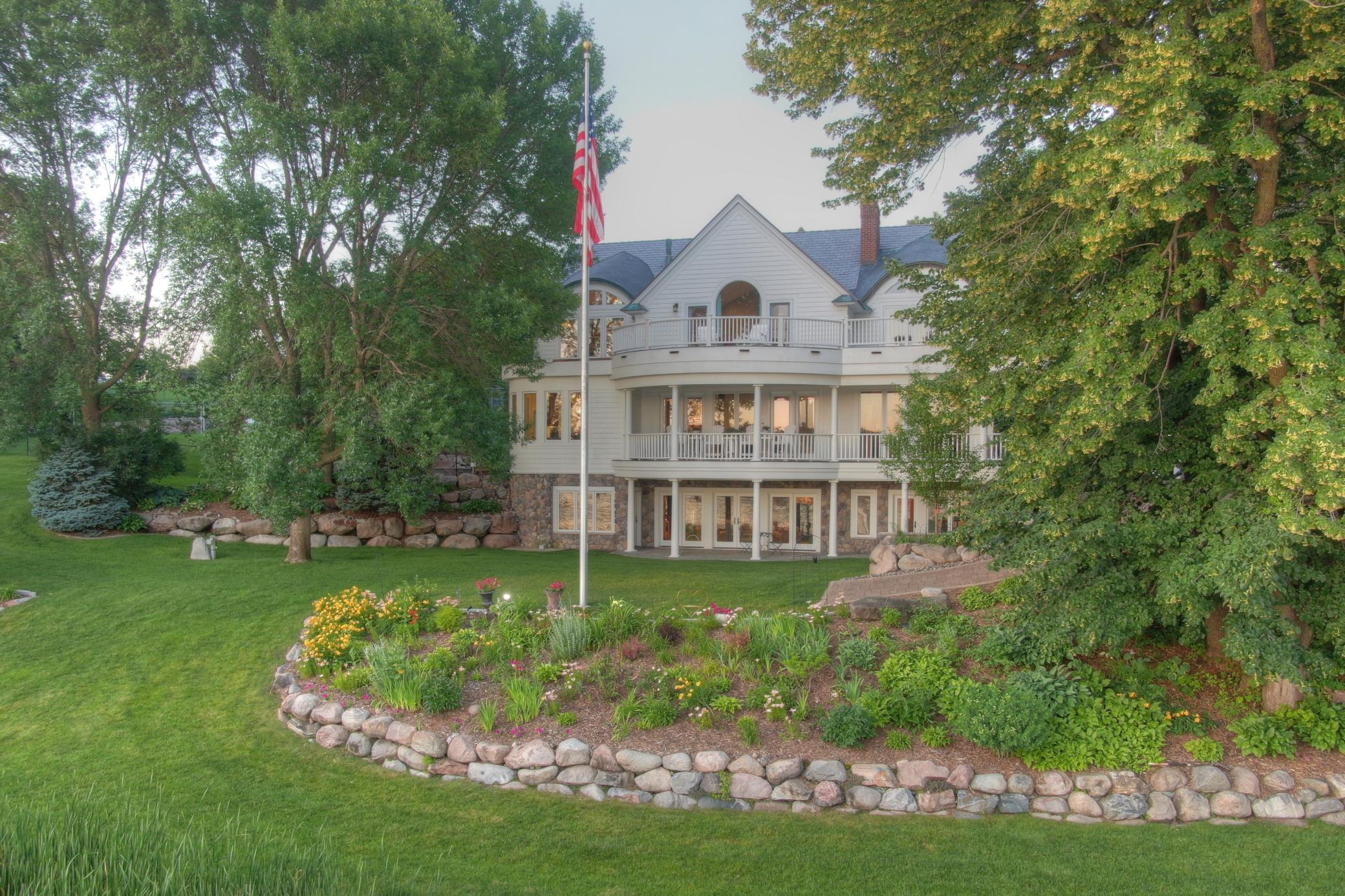 main property photo 19