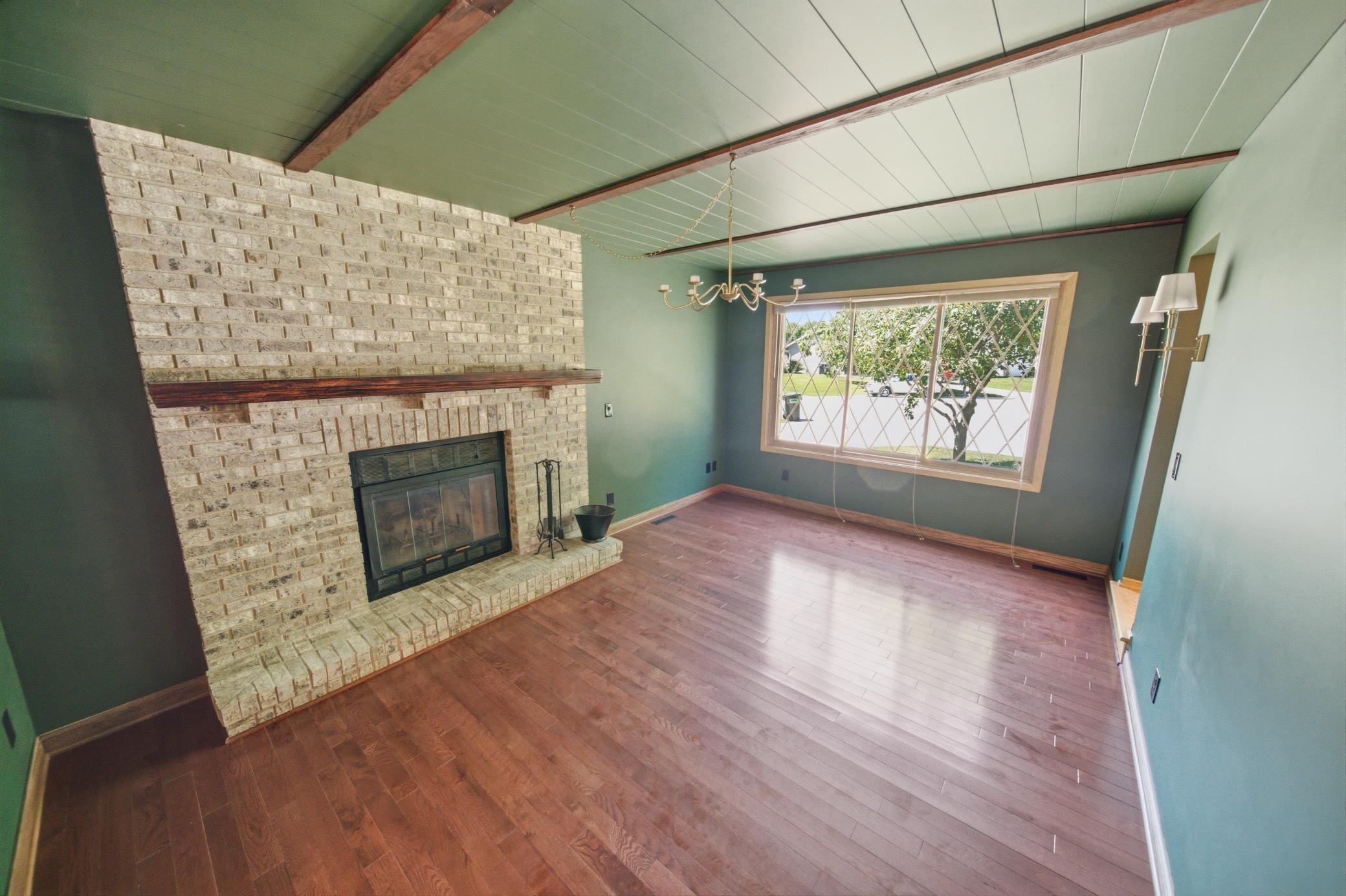 main property photo 15