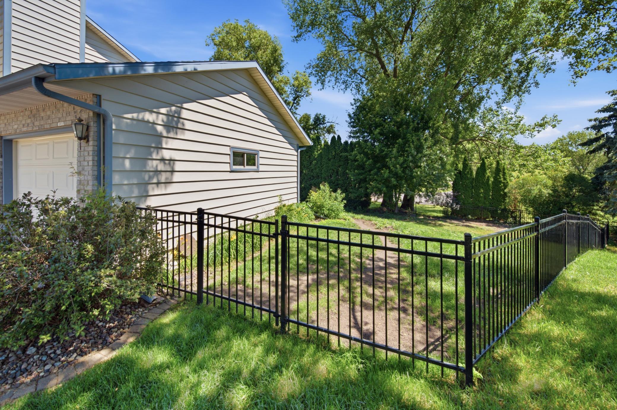 main property photo 54