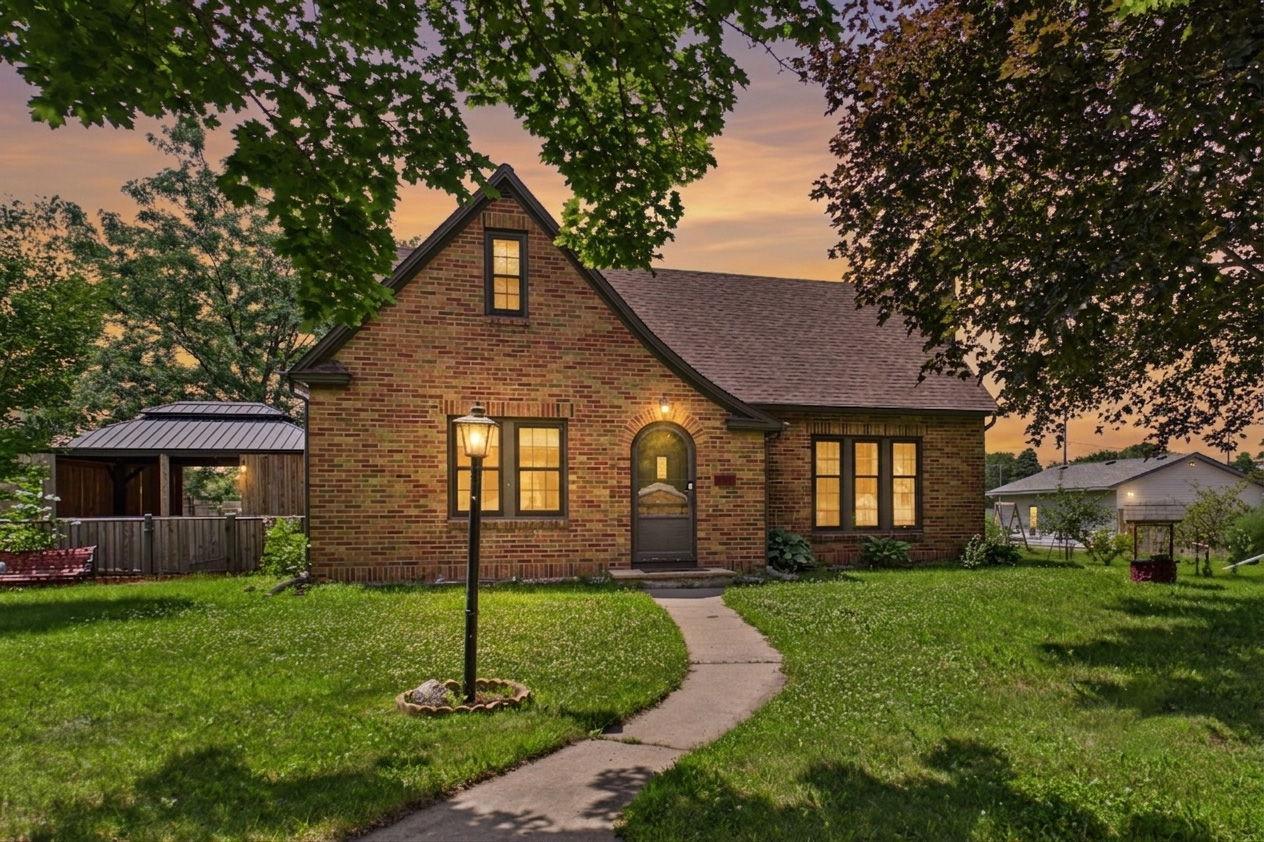 main property photo 42