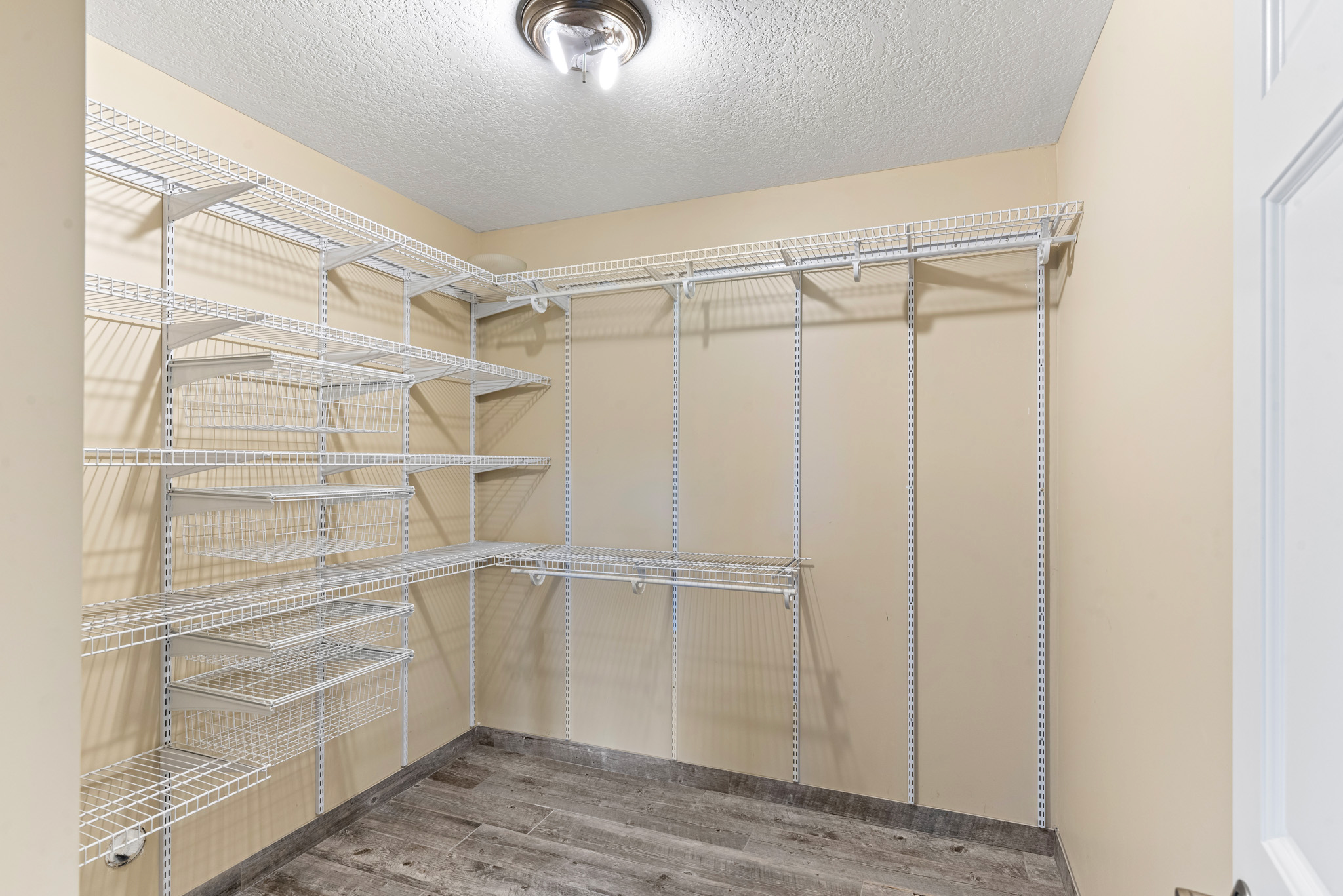 main property photo 69