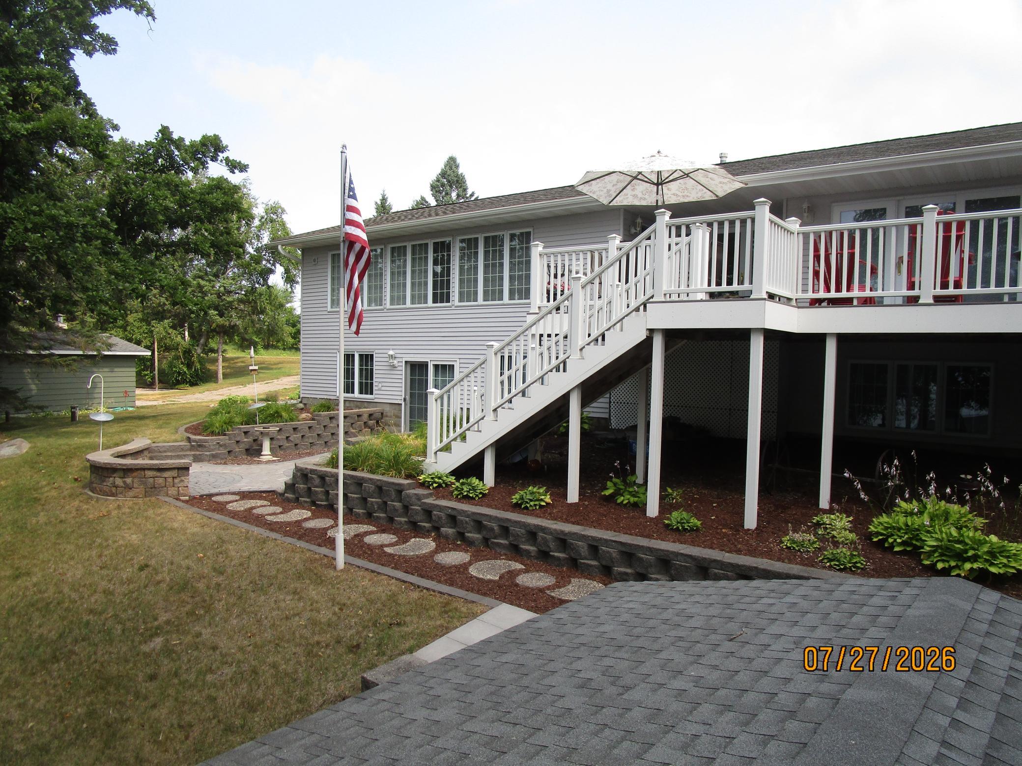 main property photo 34