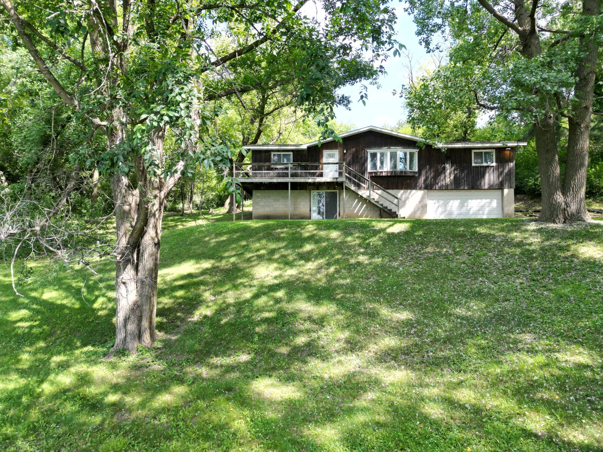 main property photo 30