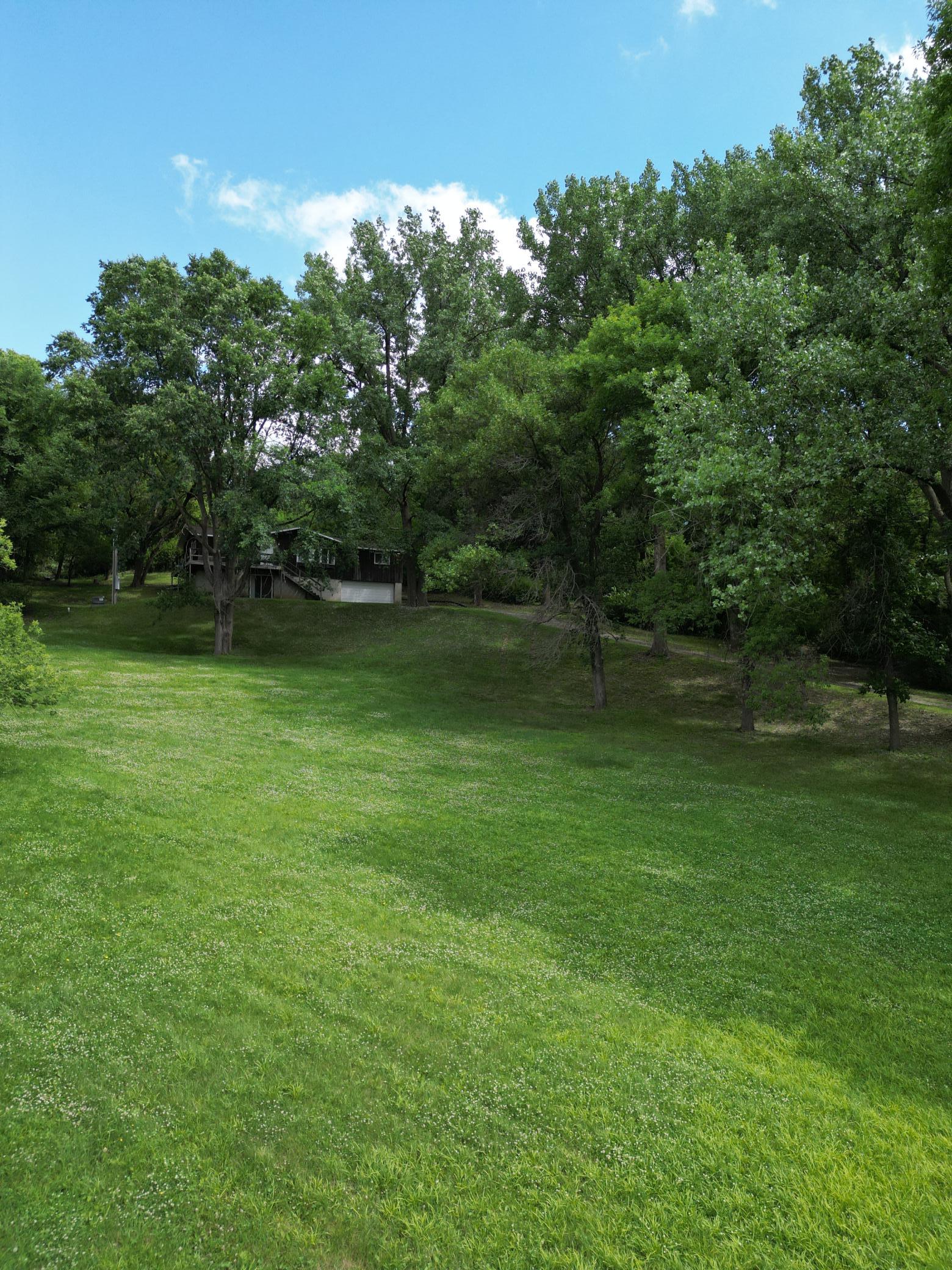 main property photo 37