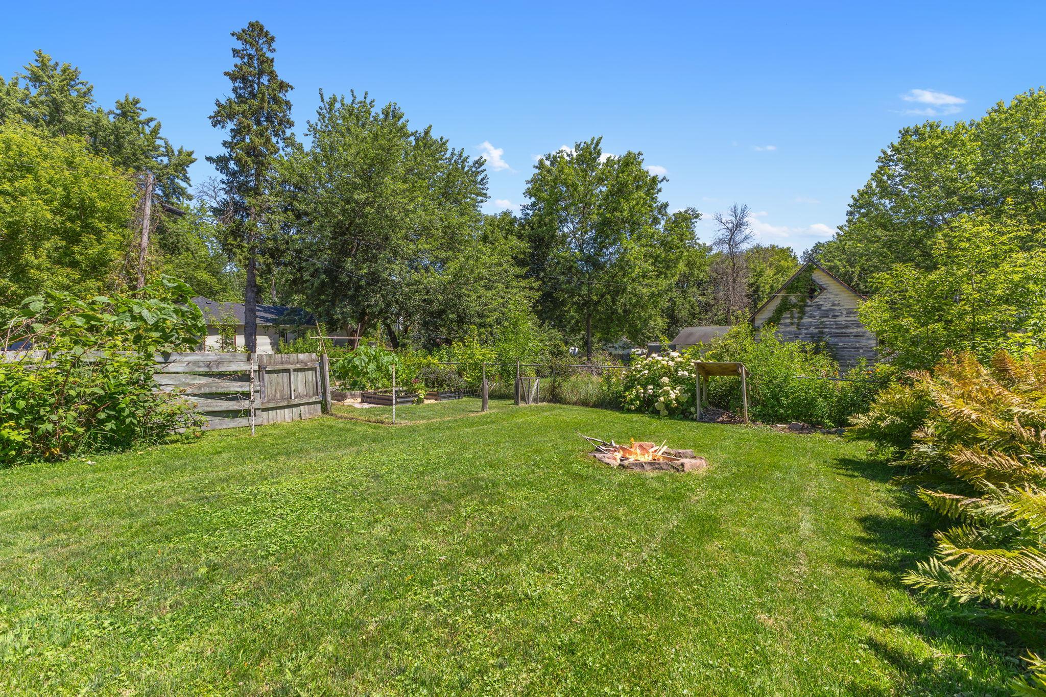 main property photo 59