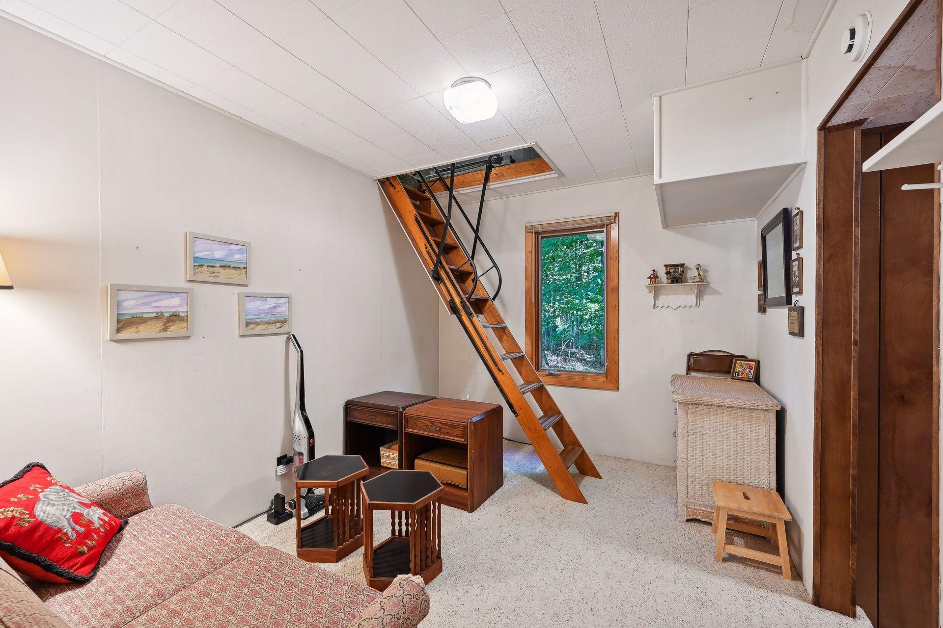 main property photo 81