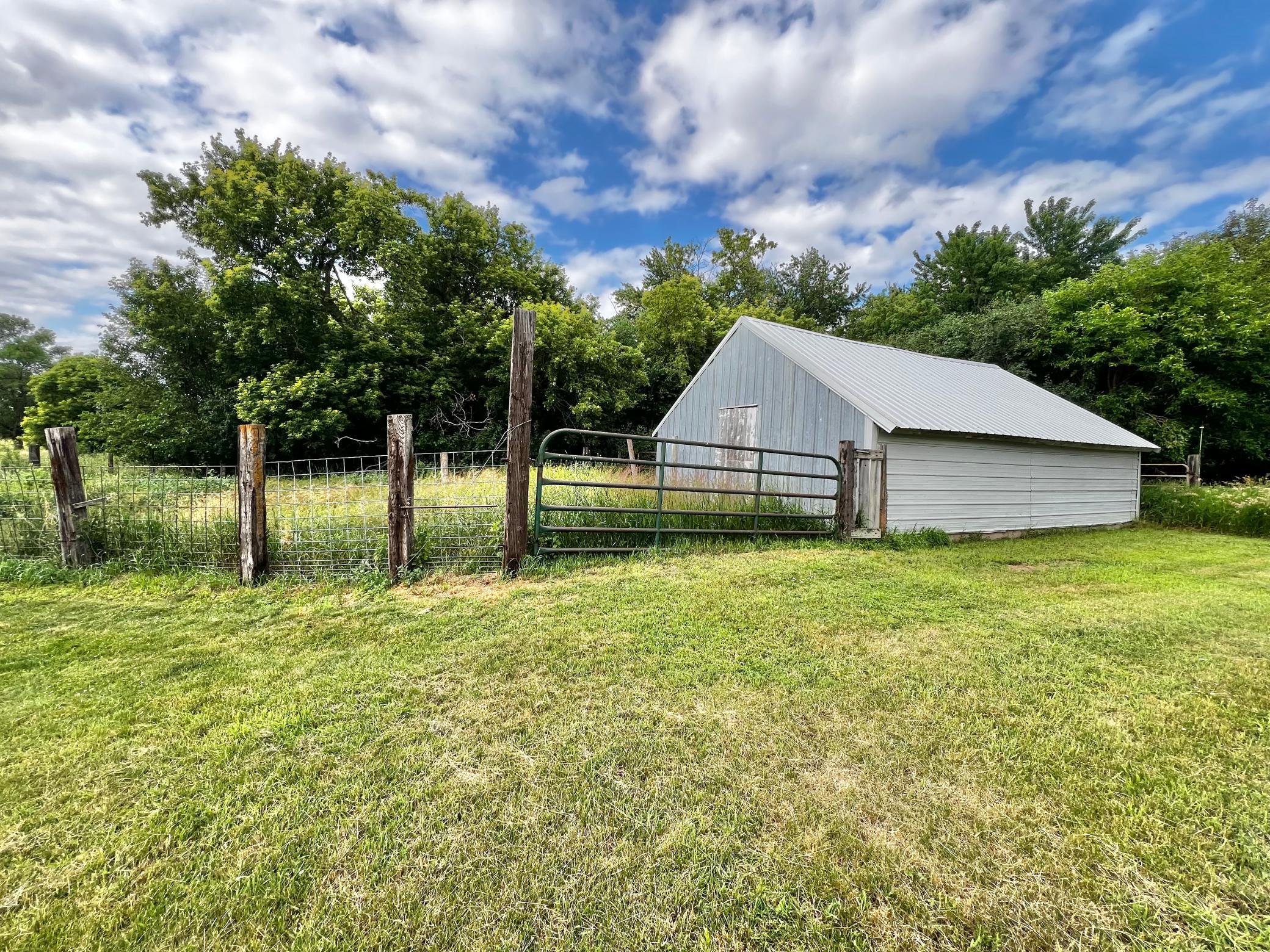 main property photo 44