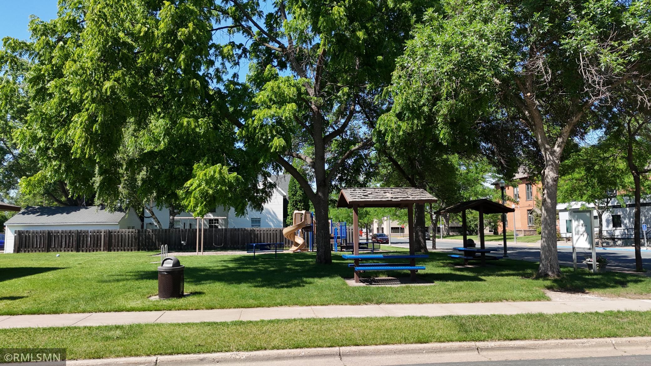 main property photo 36
