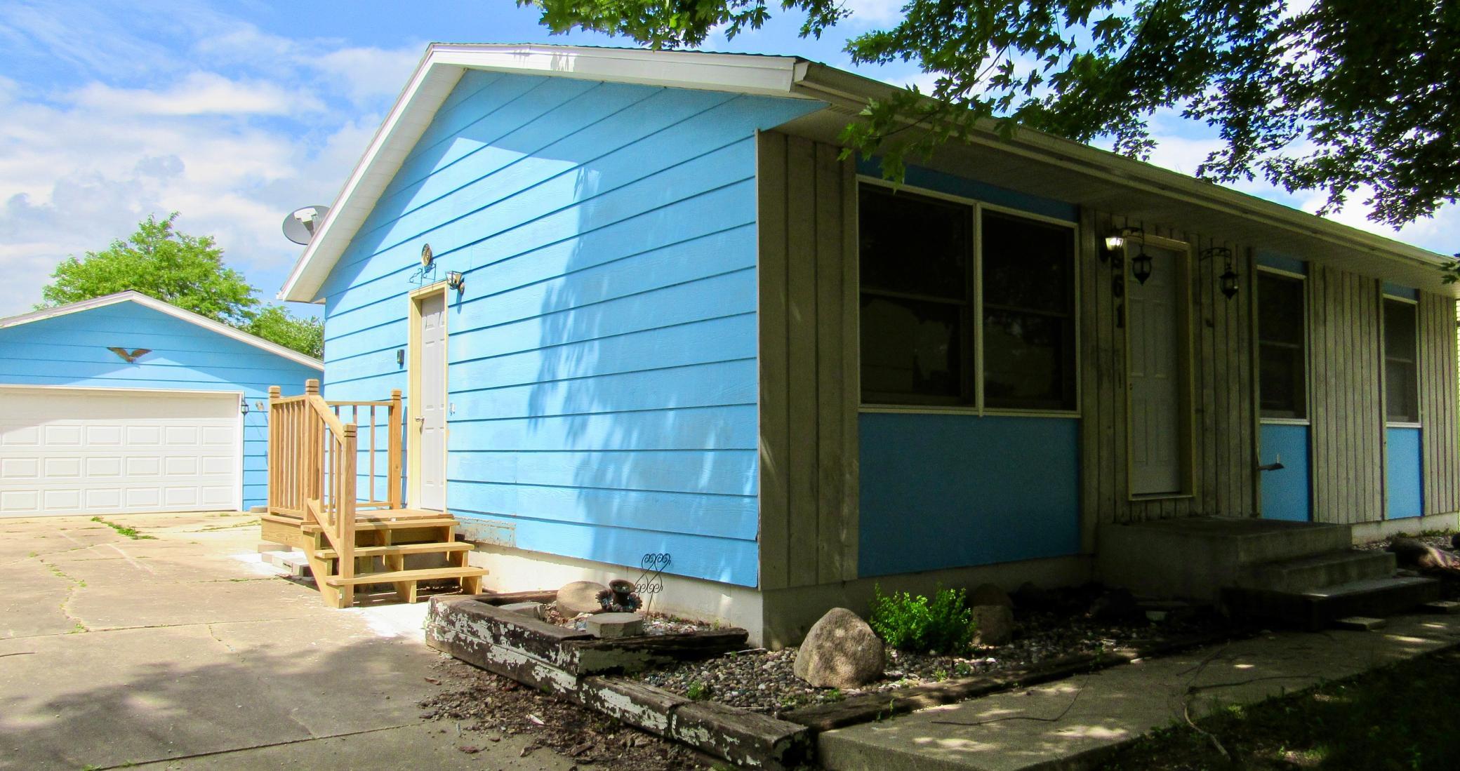 main property photo 2