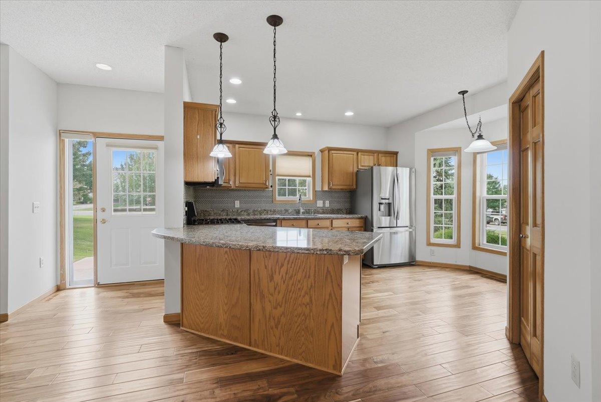 main property photo 5