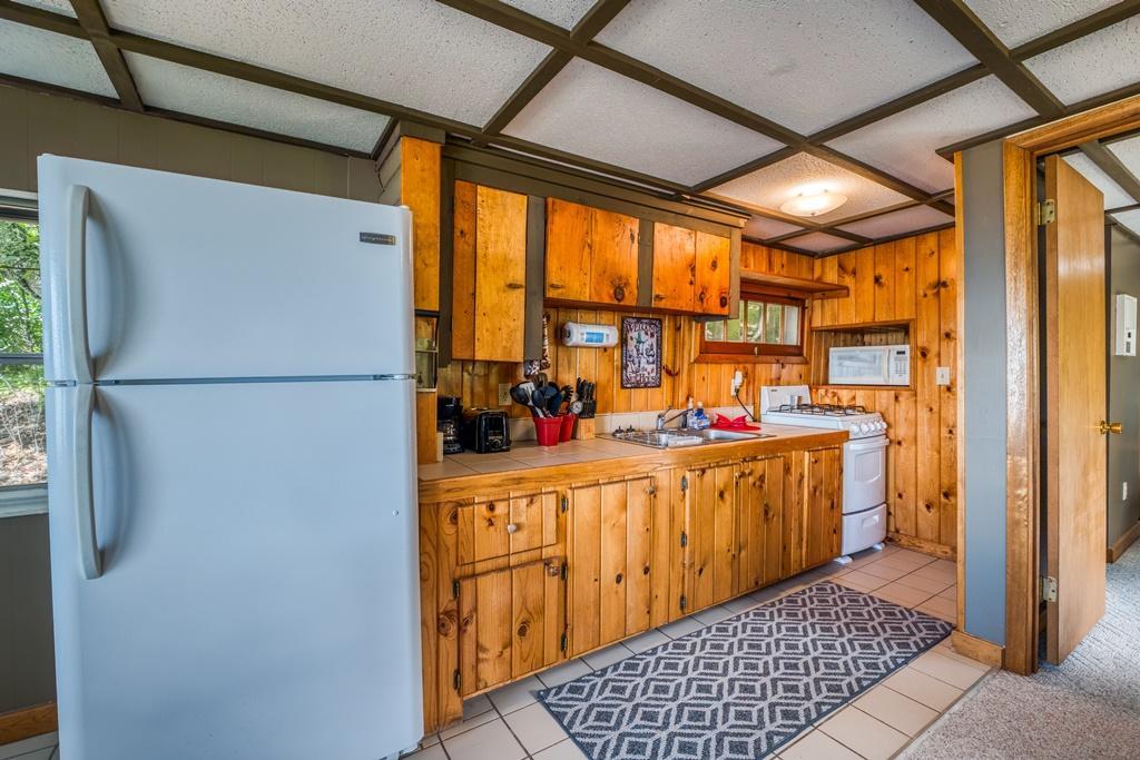main property photo 65
