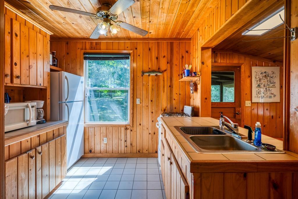 main property photo 92