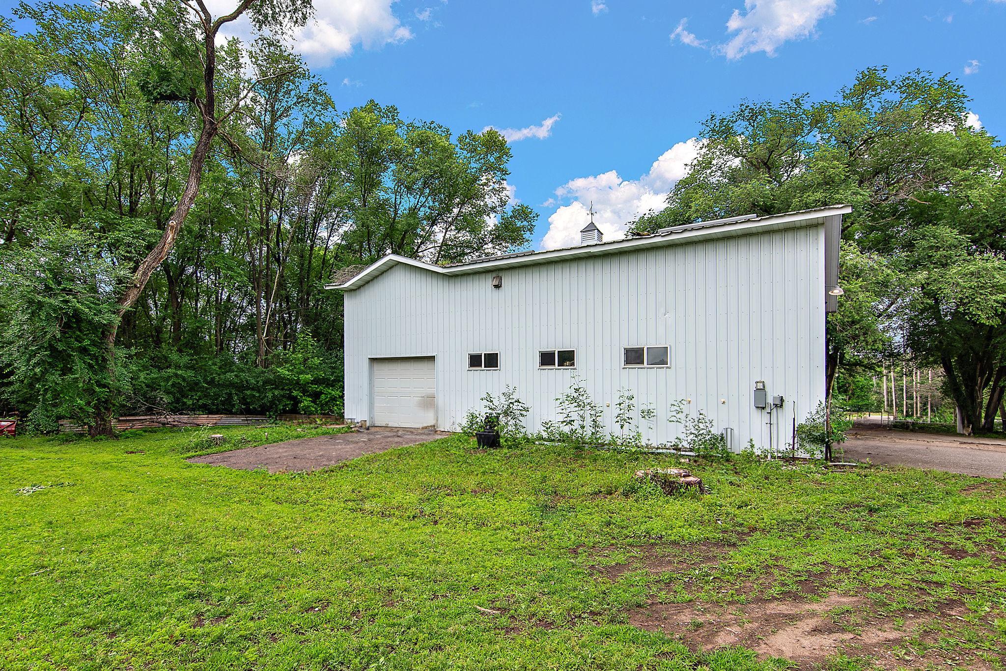 main property photo 41