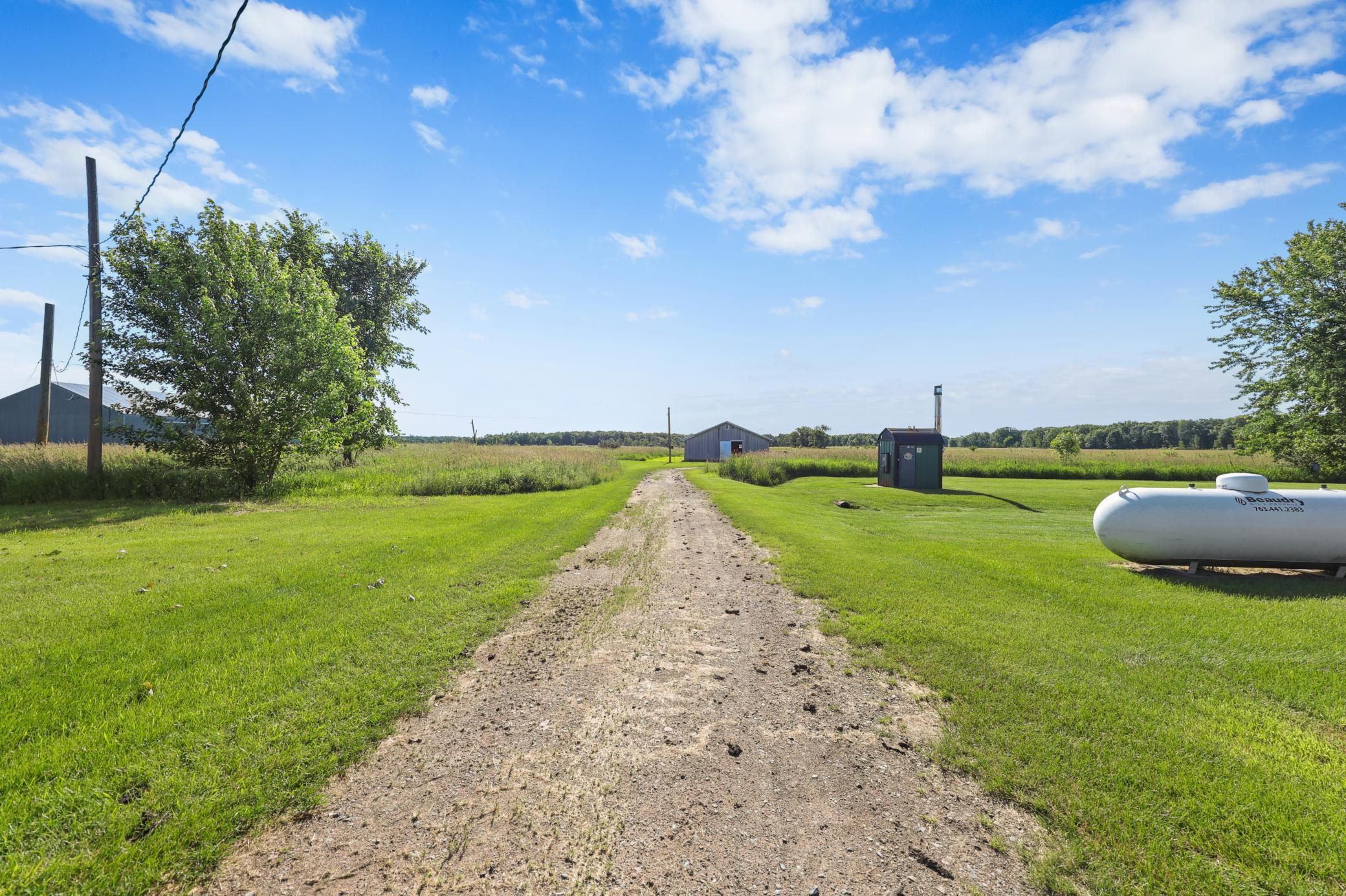main property photo 41
