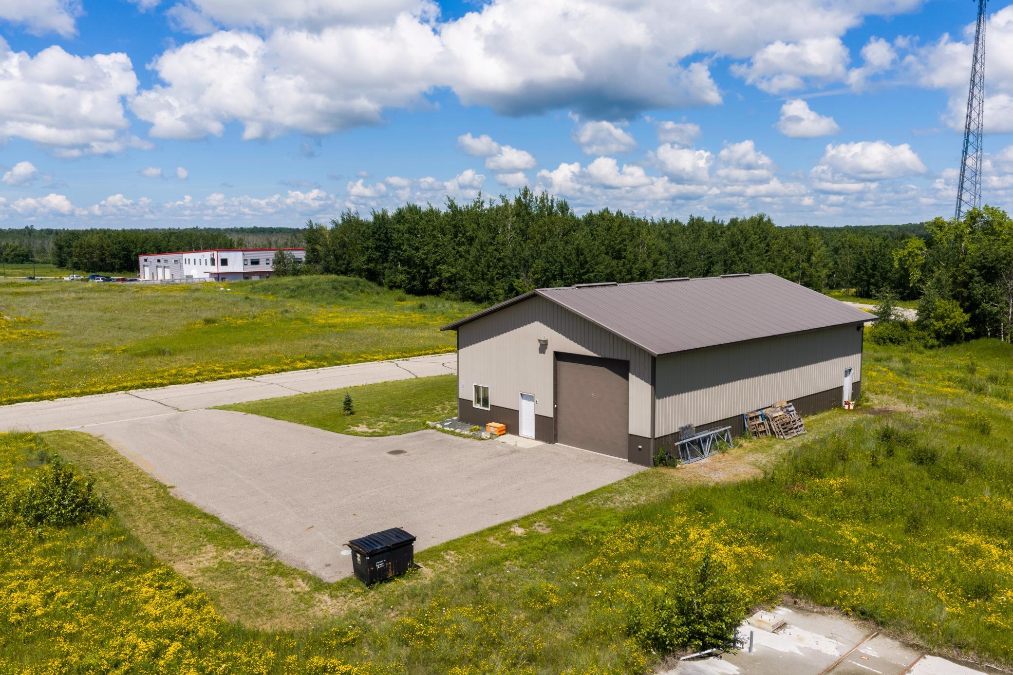 main property photo 37