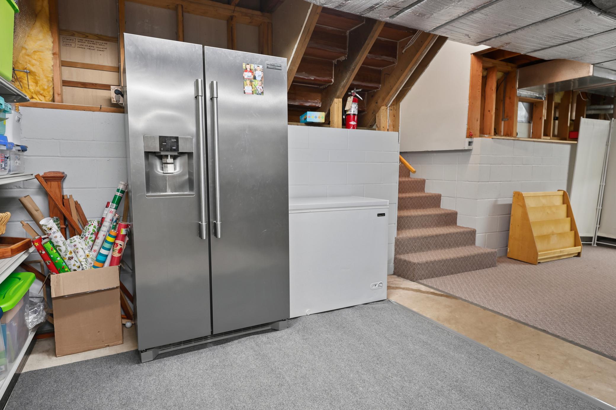 main property photo 75