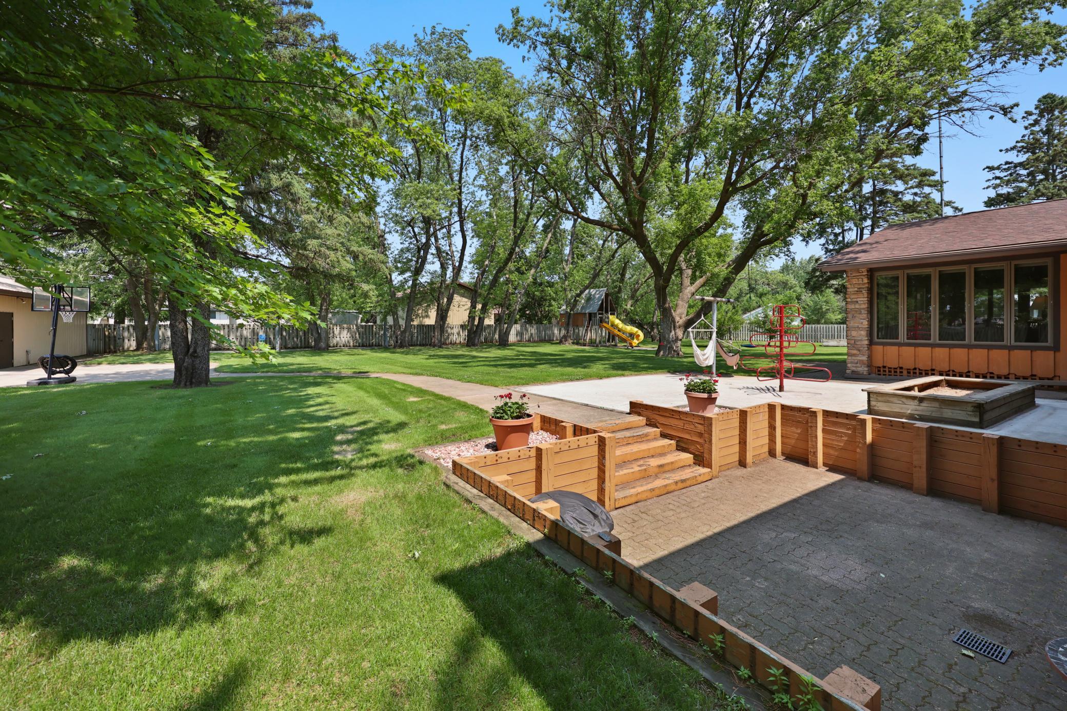 main property photo 95
