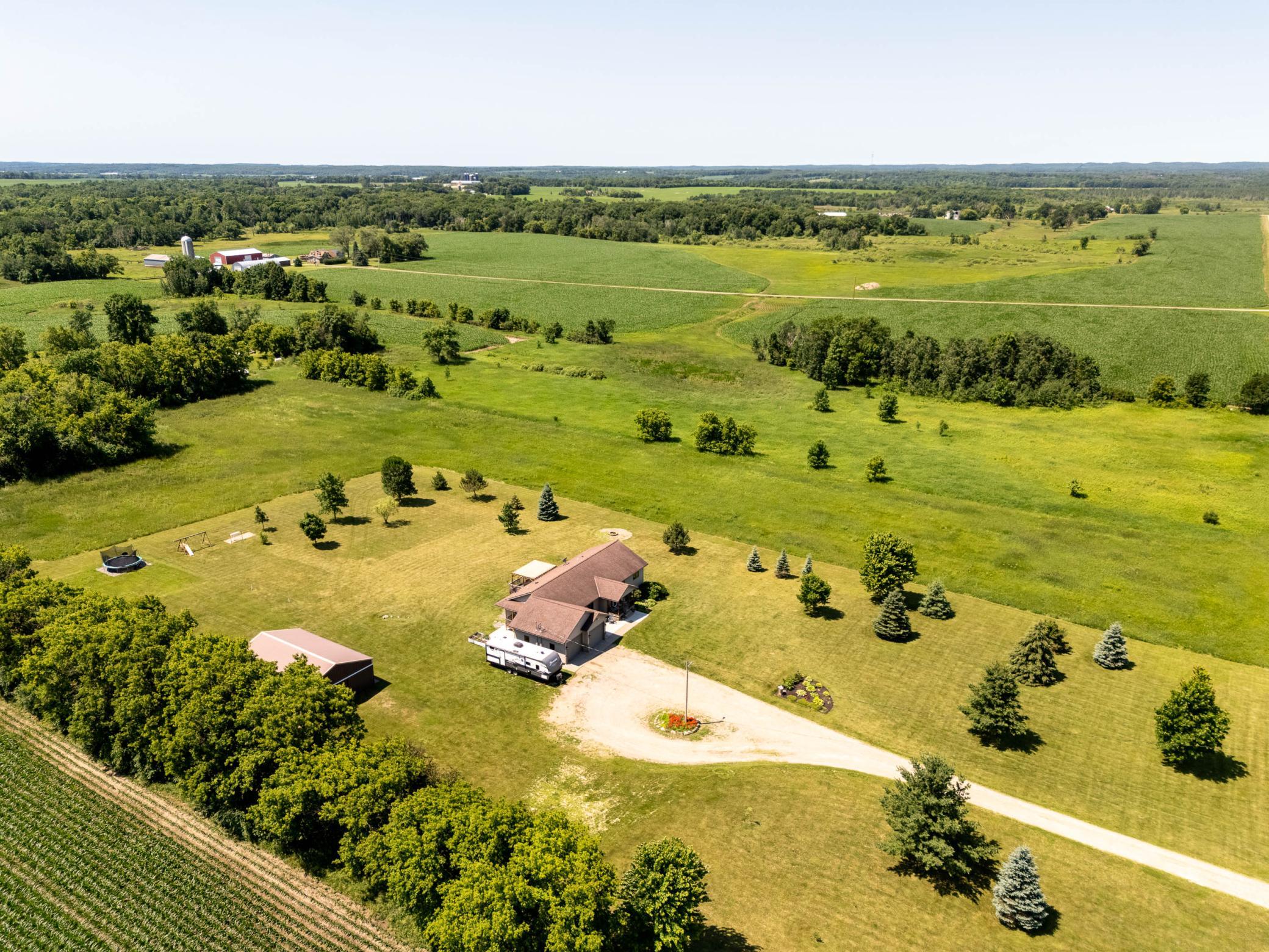 main property photo 50