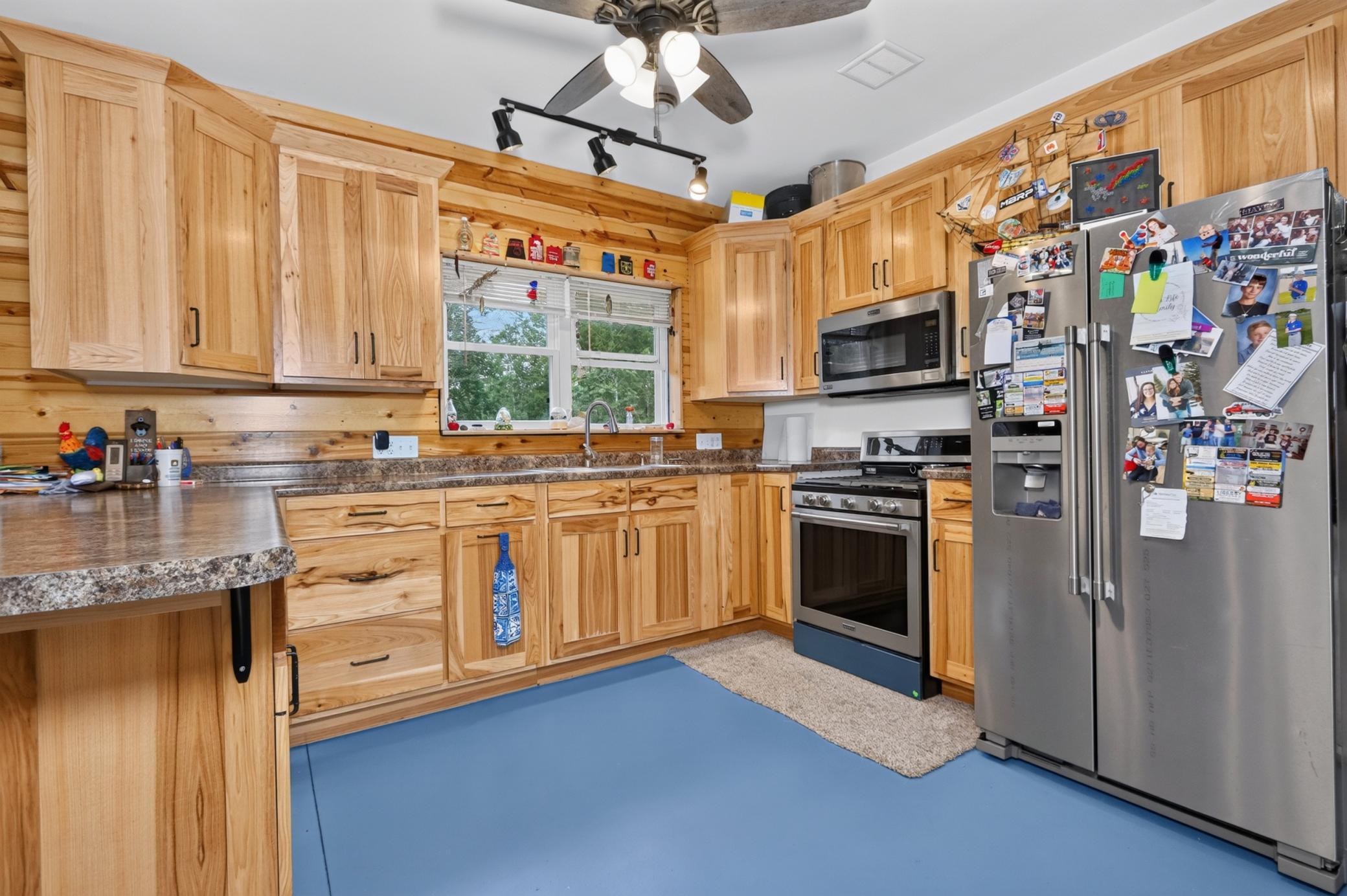 main property photo 14