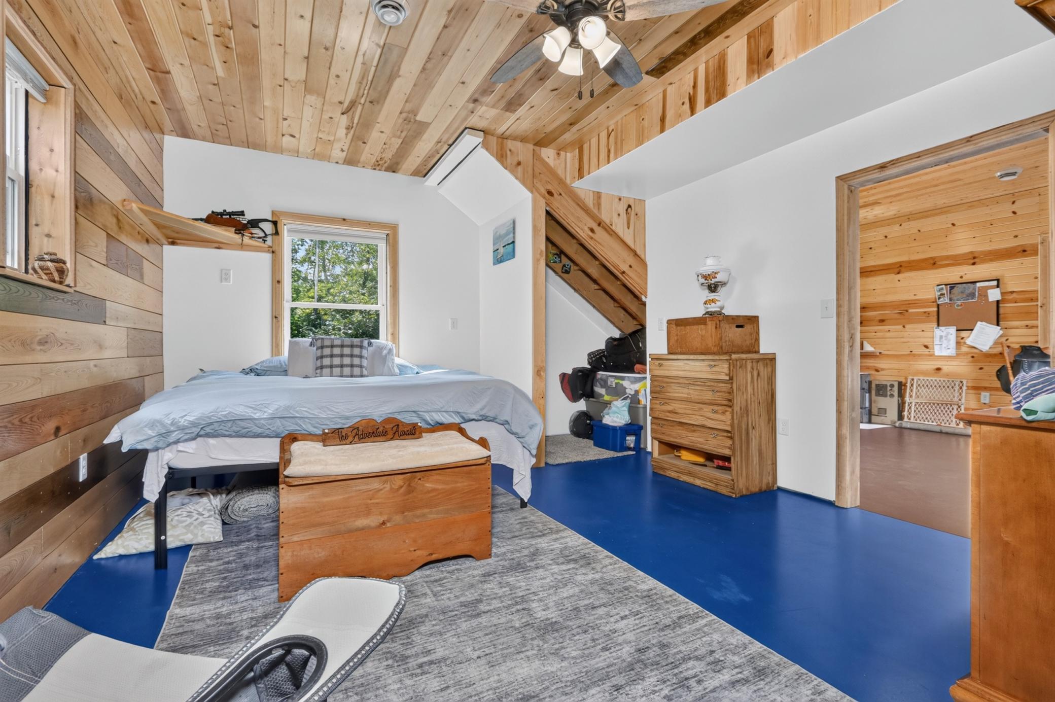 main property photo 20
