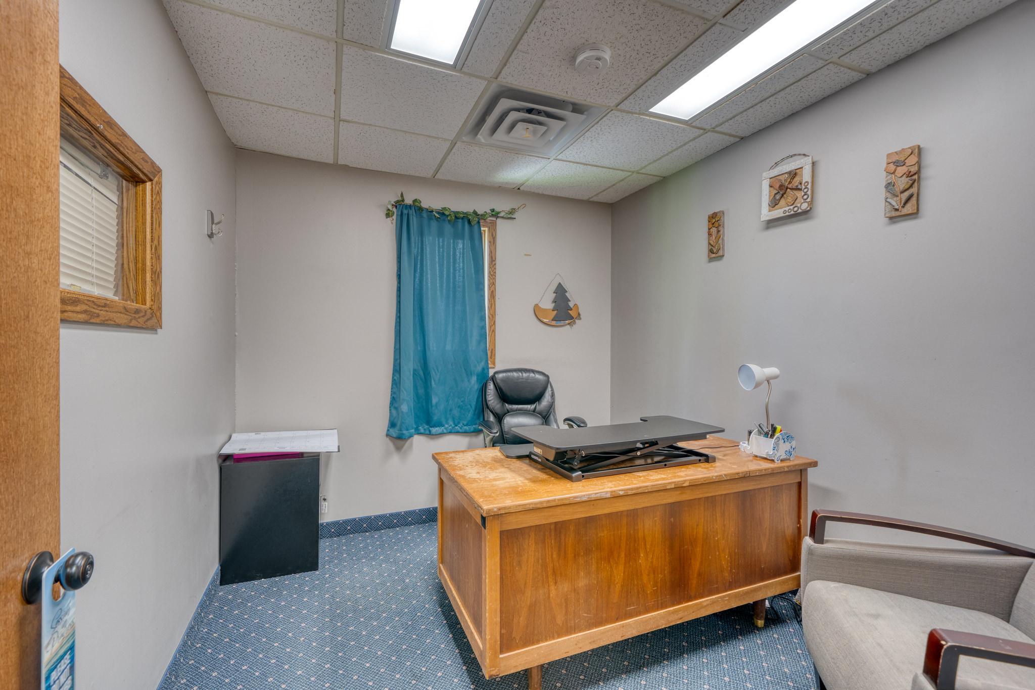 main property photo 30