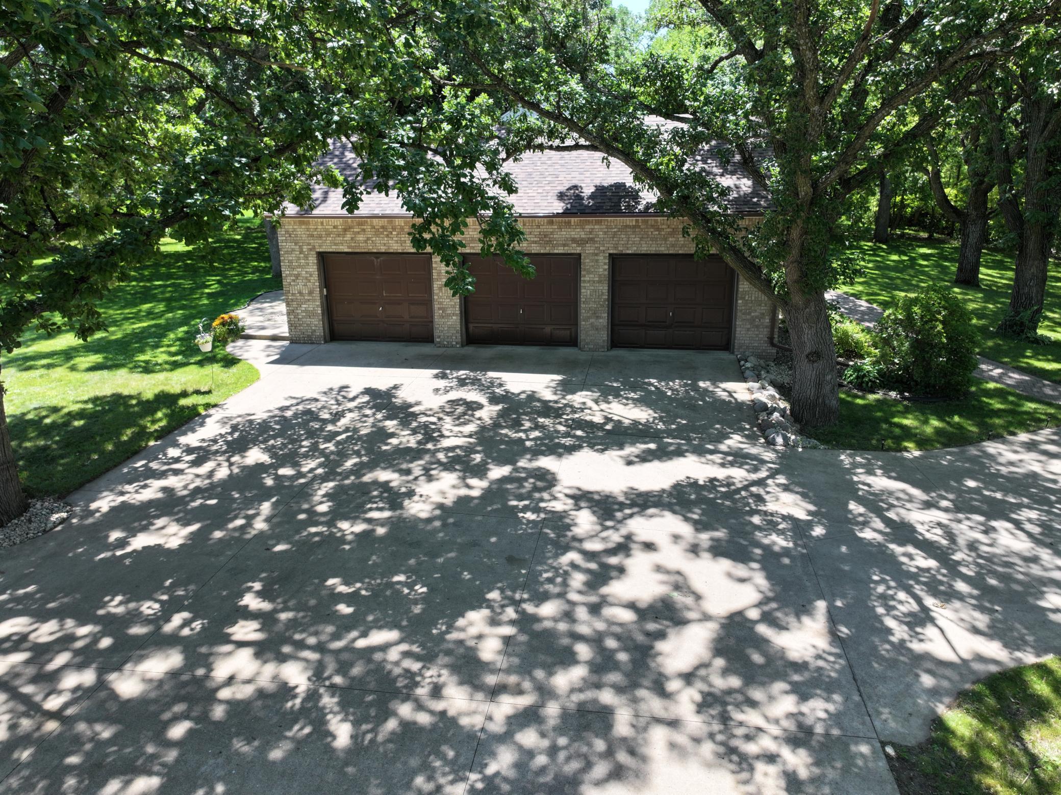 main property photo 59