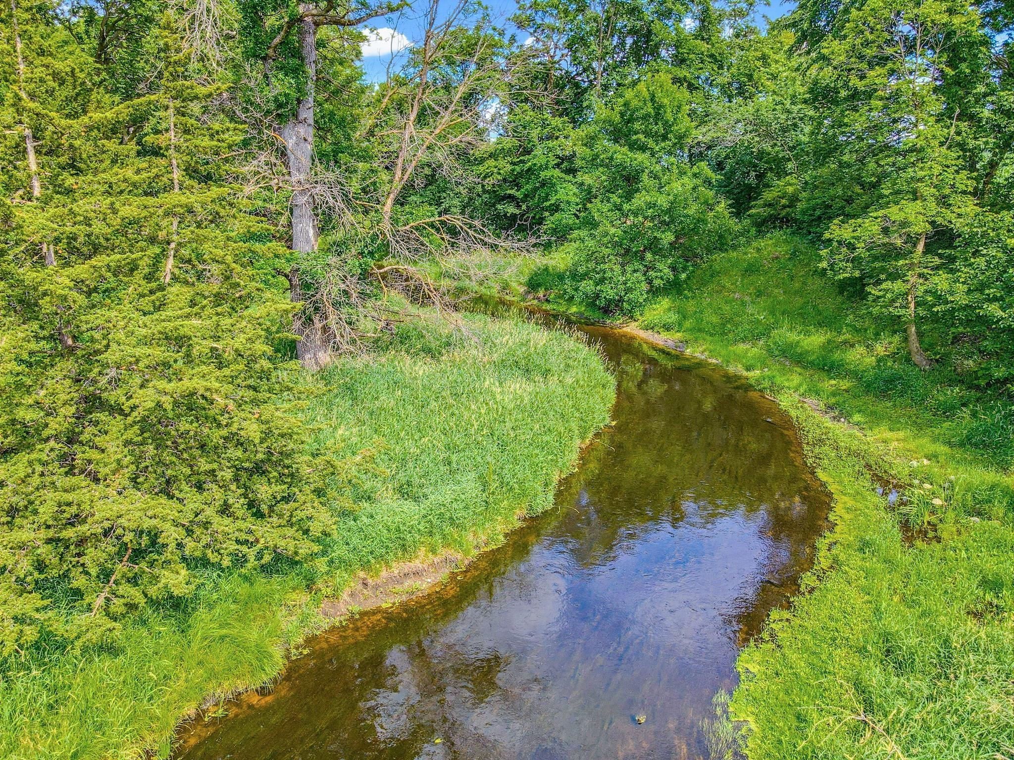 main property photo 79