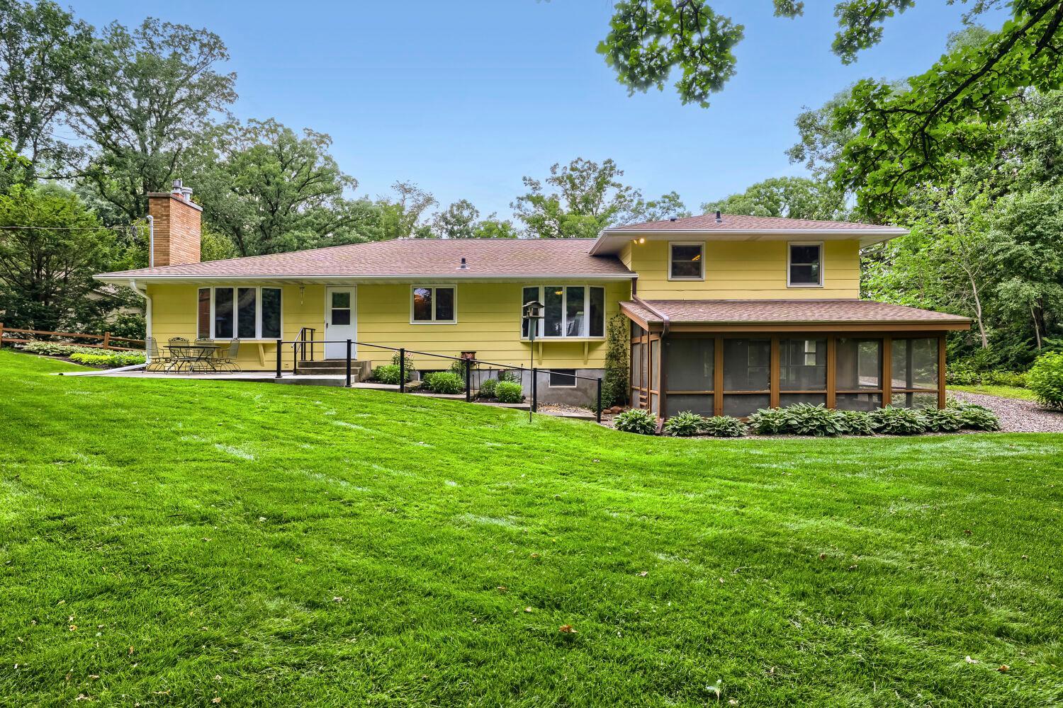 main property photo 19