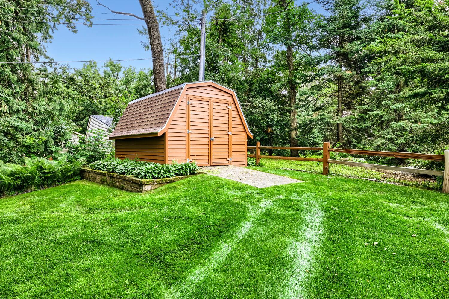 main property photo 21