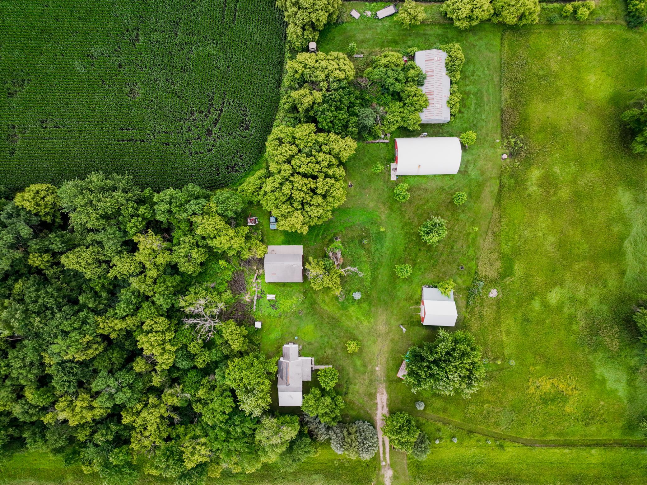 main property photo 24
