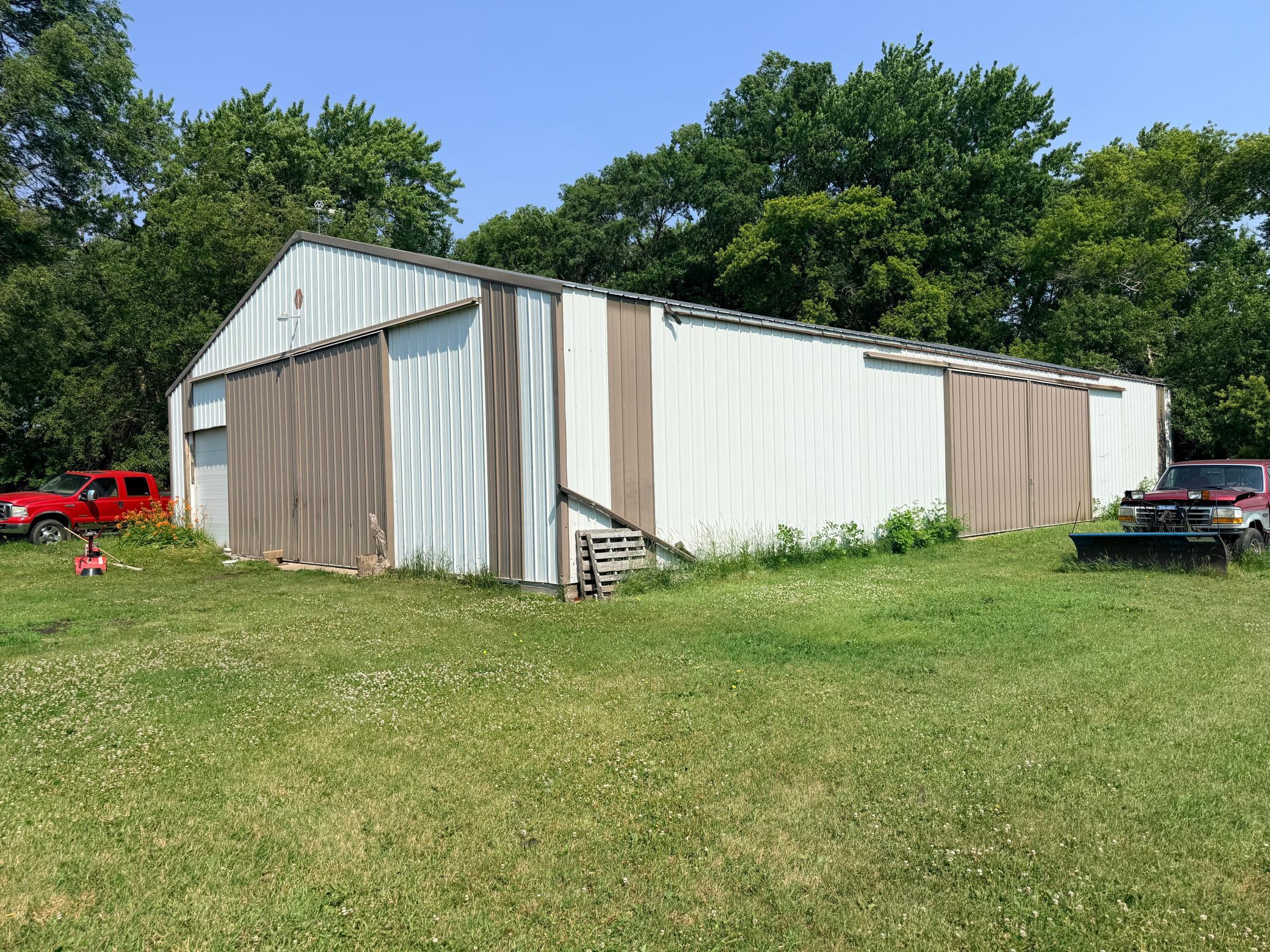 main property photo 33