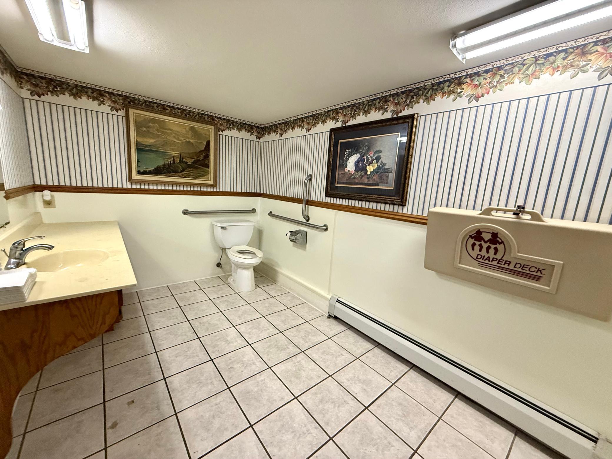 main property photo 16