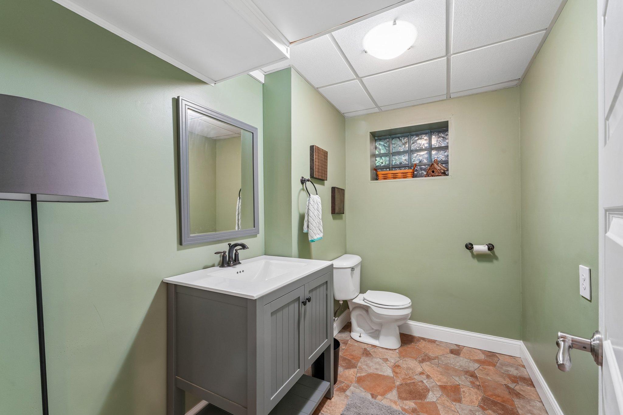 main property photo 31