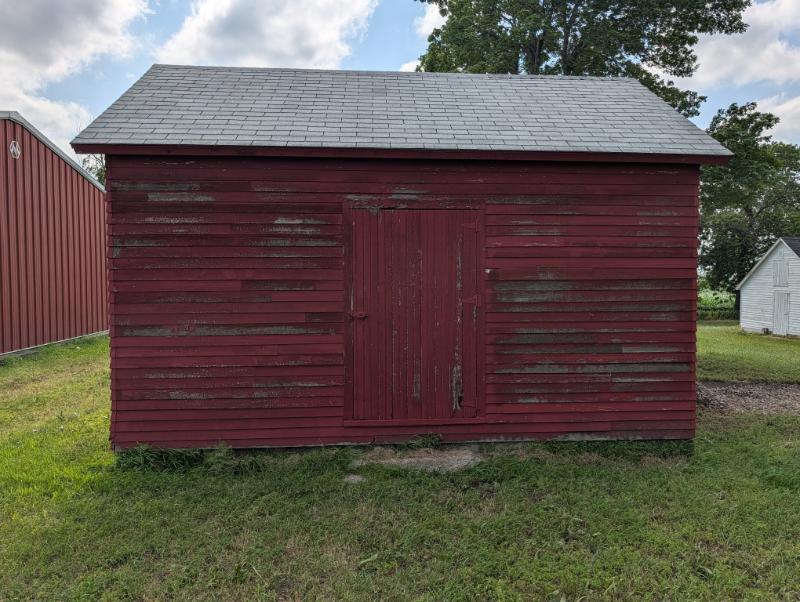 main property photo 31